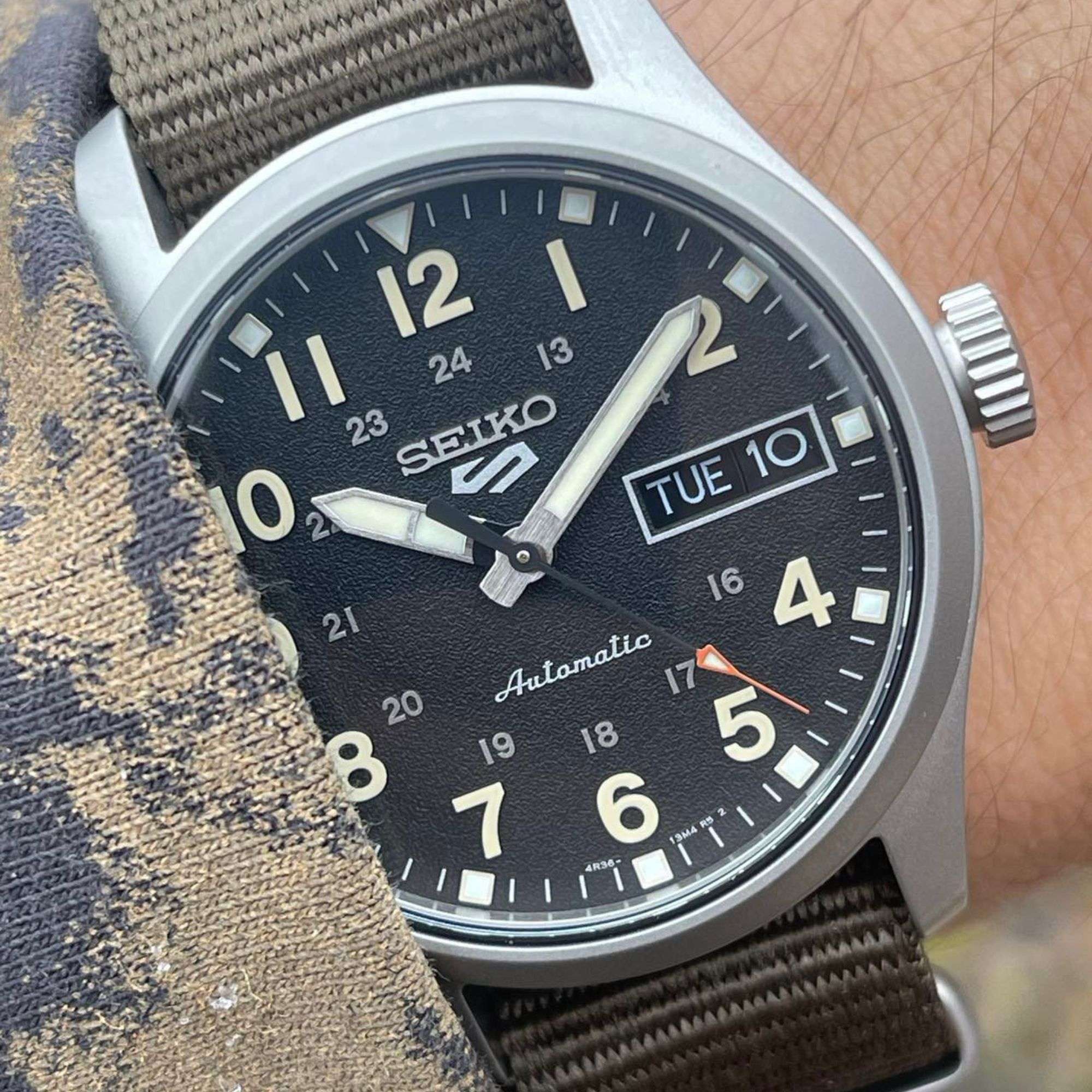 Seiko 5 Sports 'Green Zone' Midfield Automatic Black Dial Green NATO Strap Watch SRPJ85K1
