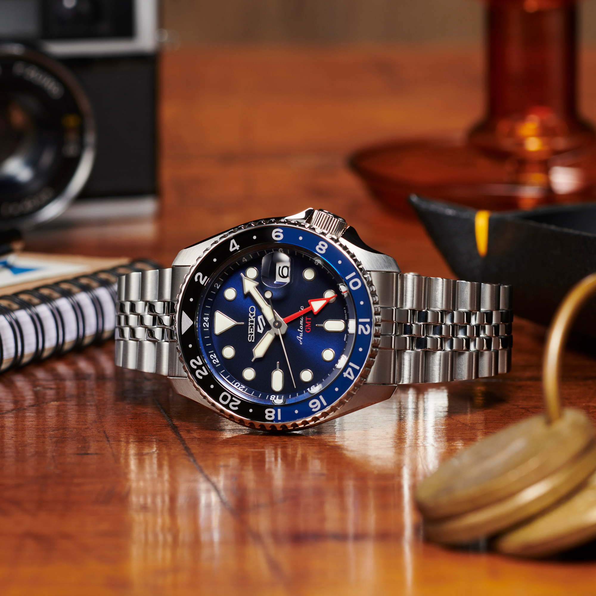 Seiko 5 Sports GMT Automatik Blaues Zifferblatt Edelstahlarmband Herren Uhr SSK003K1