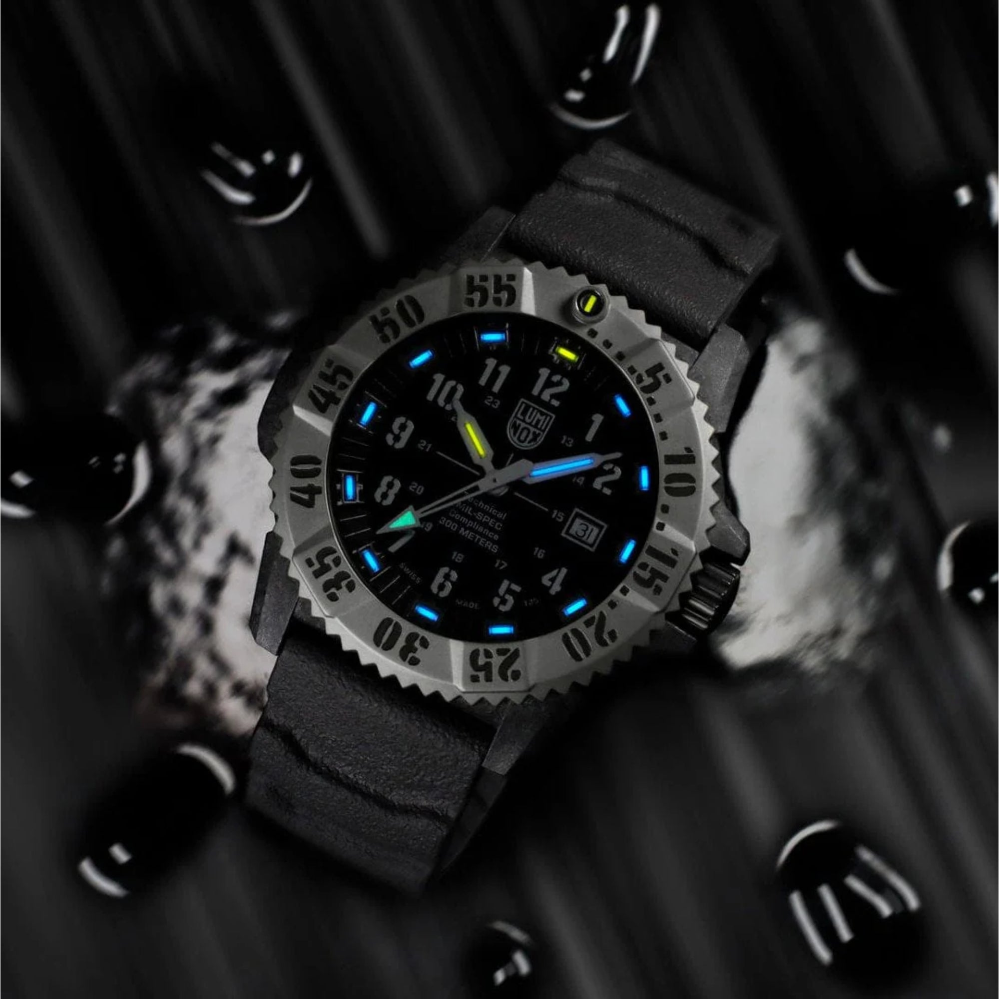 Luminox MIL-SPEC 46mm Schwarzes Zifferblatt Gummi Herren Quarz Uhr Set XL.3351.1.SET