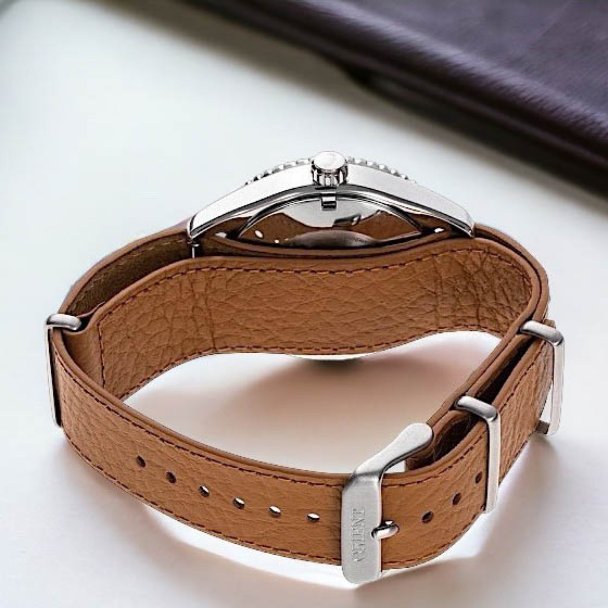 Orient Mako RA-AC0Q05P30B leather strap and buckle
