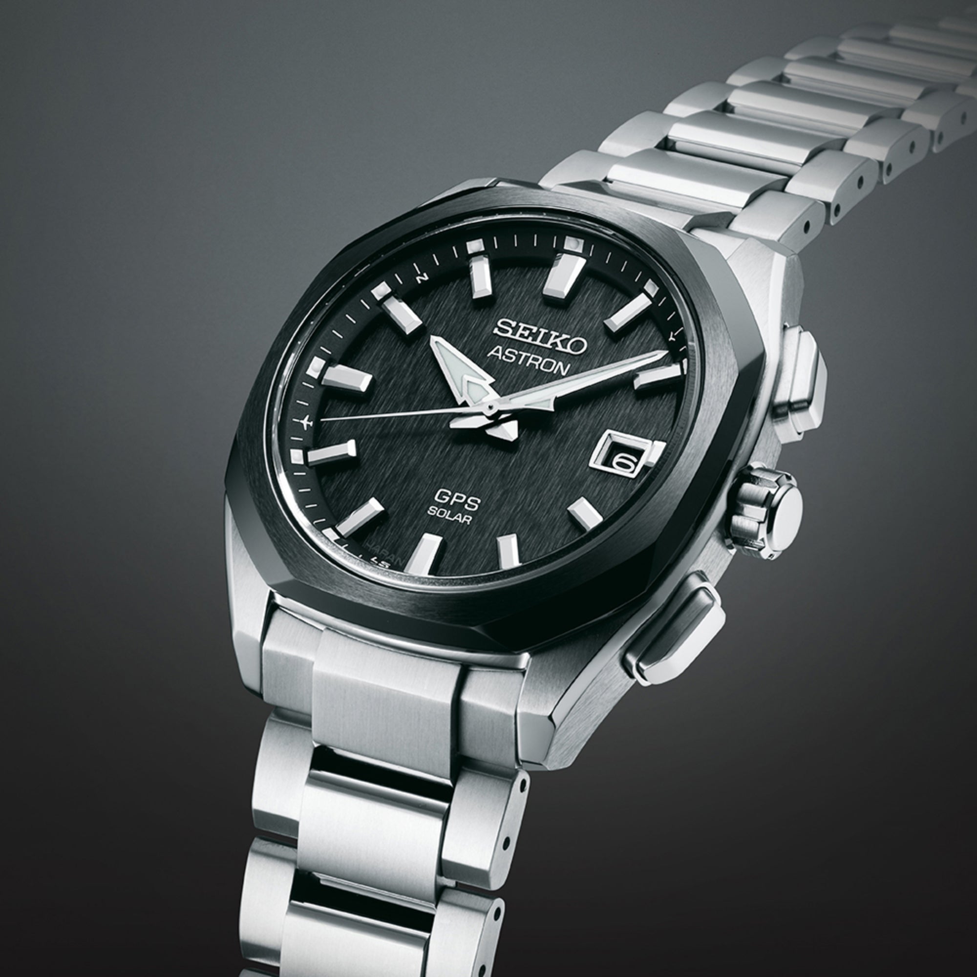 Seiko Astron GPS Solar Quarz Schwarzes Zifferblatt Edelstahlarmband Herrenarmbanduhr SSJ007J1