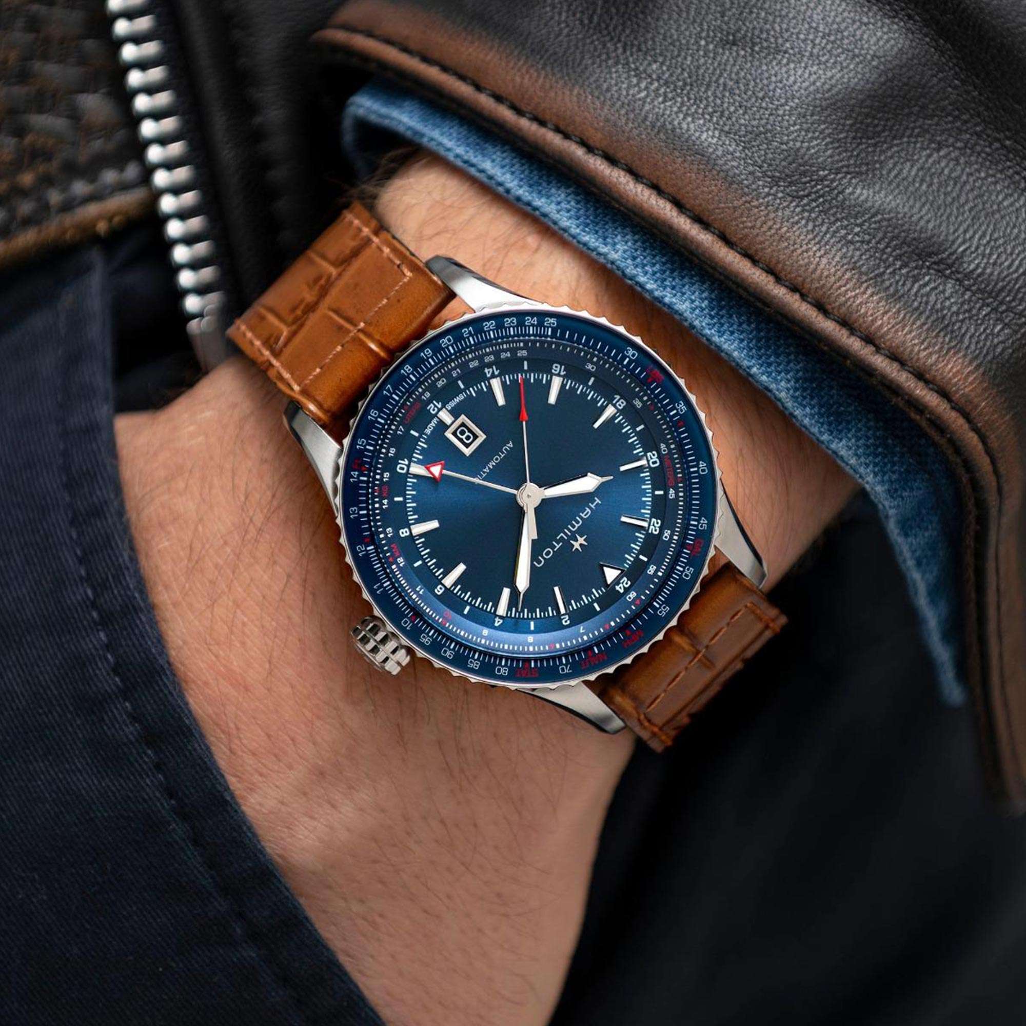 Hamilton Khaki Aviation 44mm GMT Blaues Zifferblatt Leder Herren Automatik Uhr H76715540