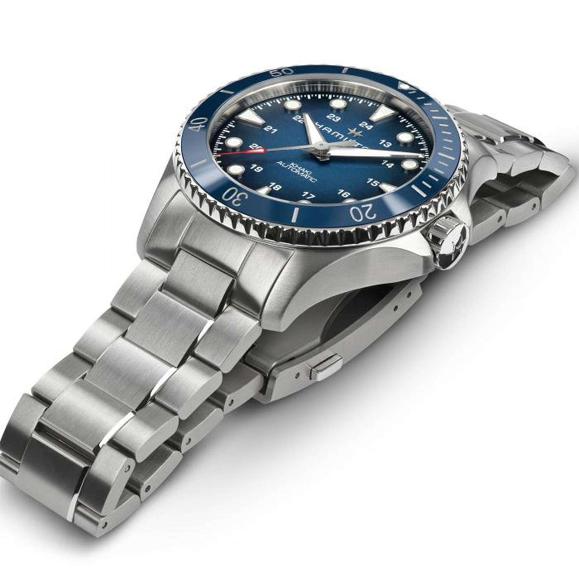 Hamilton H82505140 stainless steel bracelet and butterfly clasp side profile