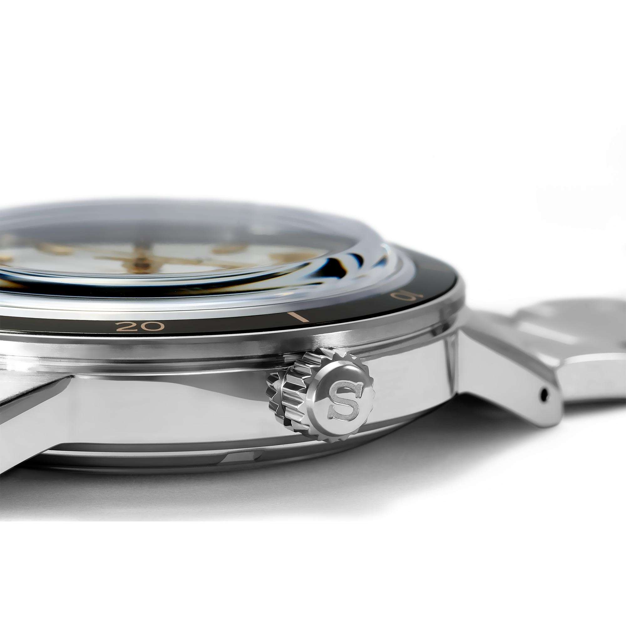 Seiko Presage Style 60's Automatic White Dial Stainless Steel Bracelet Men's Watch SRPG03J1