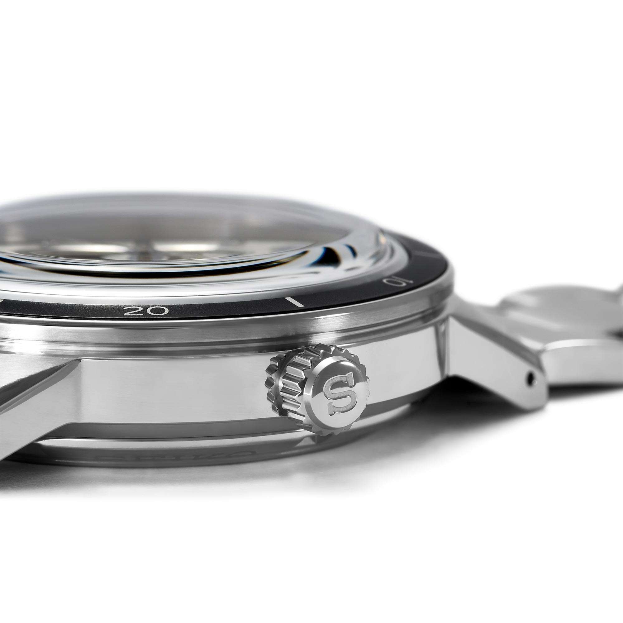 Seiko Presage Style 60's Automatik Silbernes Zifferblatt Edelstahlarmband Herren Uhr SSA423J1