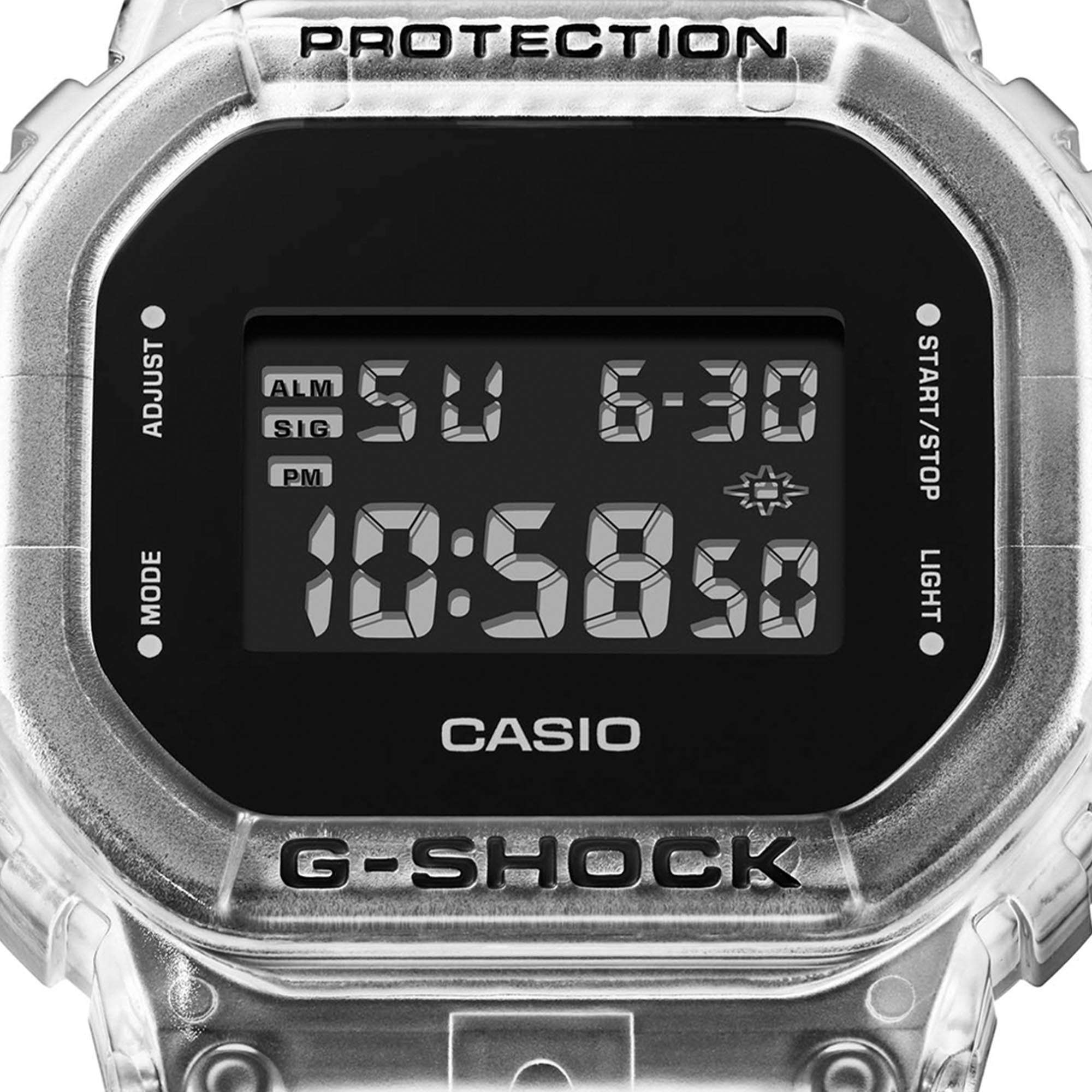 Casio G-Shock Quarz Schwarzes Zifferblatt Transparentes Silikonarmband Herren Uhr DW-5600SKE-7ER