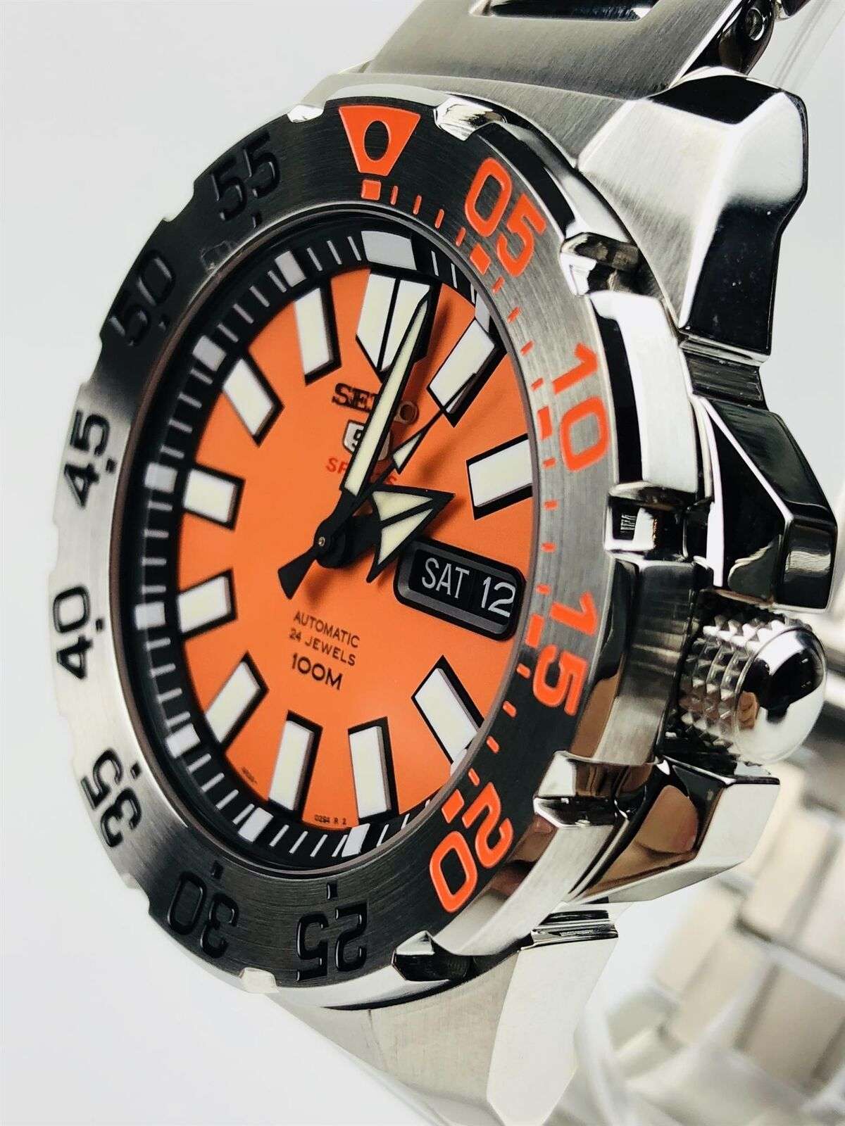 Seiko 5 Sports Diver Baby Orange Monster Silber Edelstahl Oranges Zifferblatt Herren Uhr SRP483K1