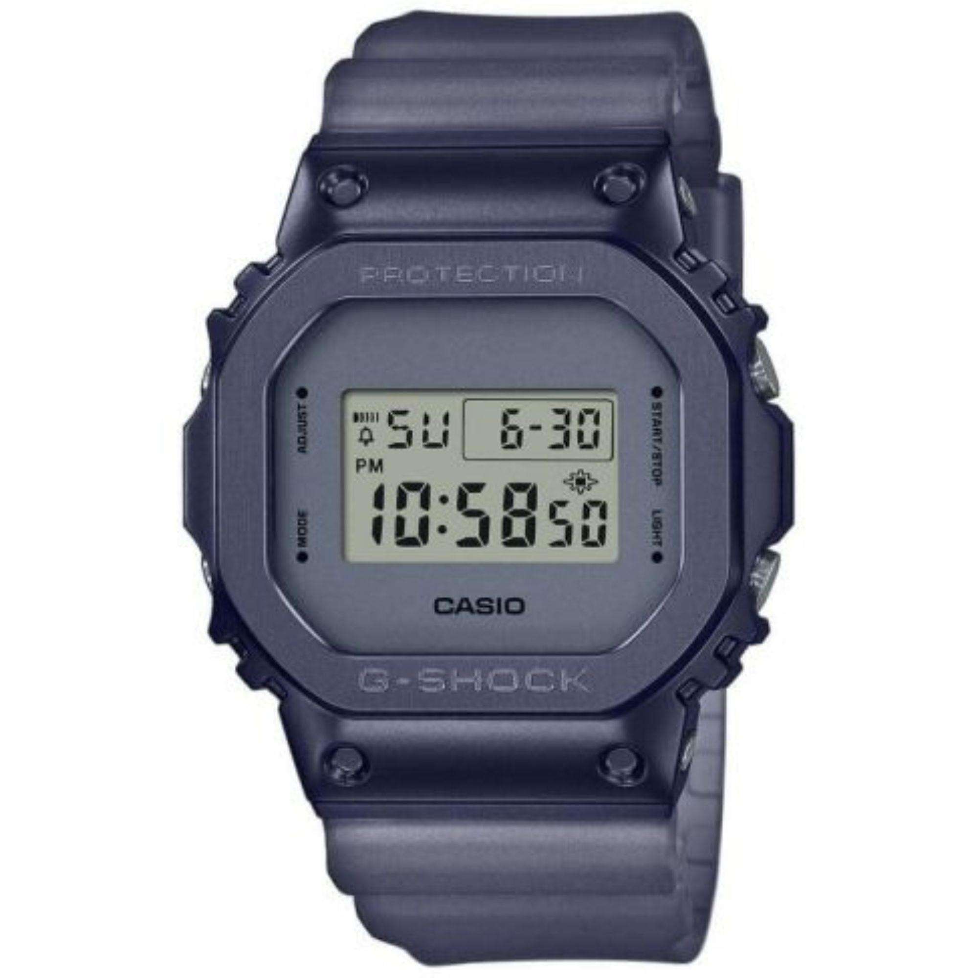 Casio G-Shock Mystic Fog Quarz Metall Lünette Graues Zifferblatt Harzarmband GM-5600MF-2ER
