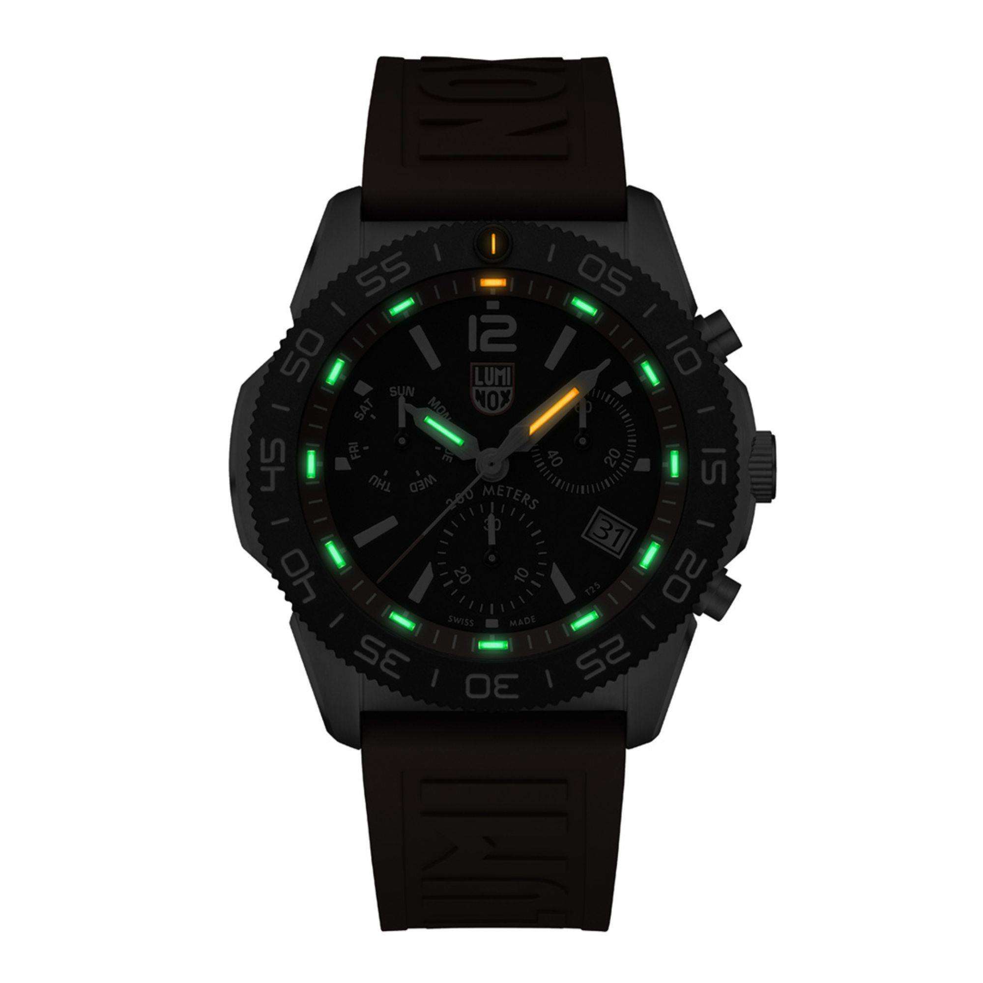Luminox Pacific Diver Chronograph Rotes Gummiband Herren Uhr XS.3155