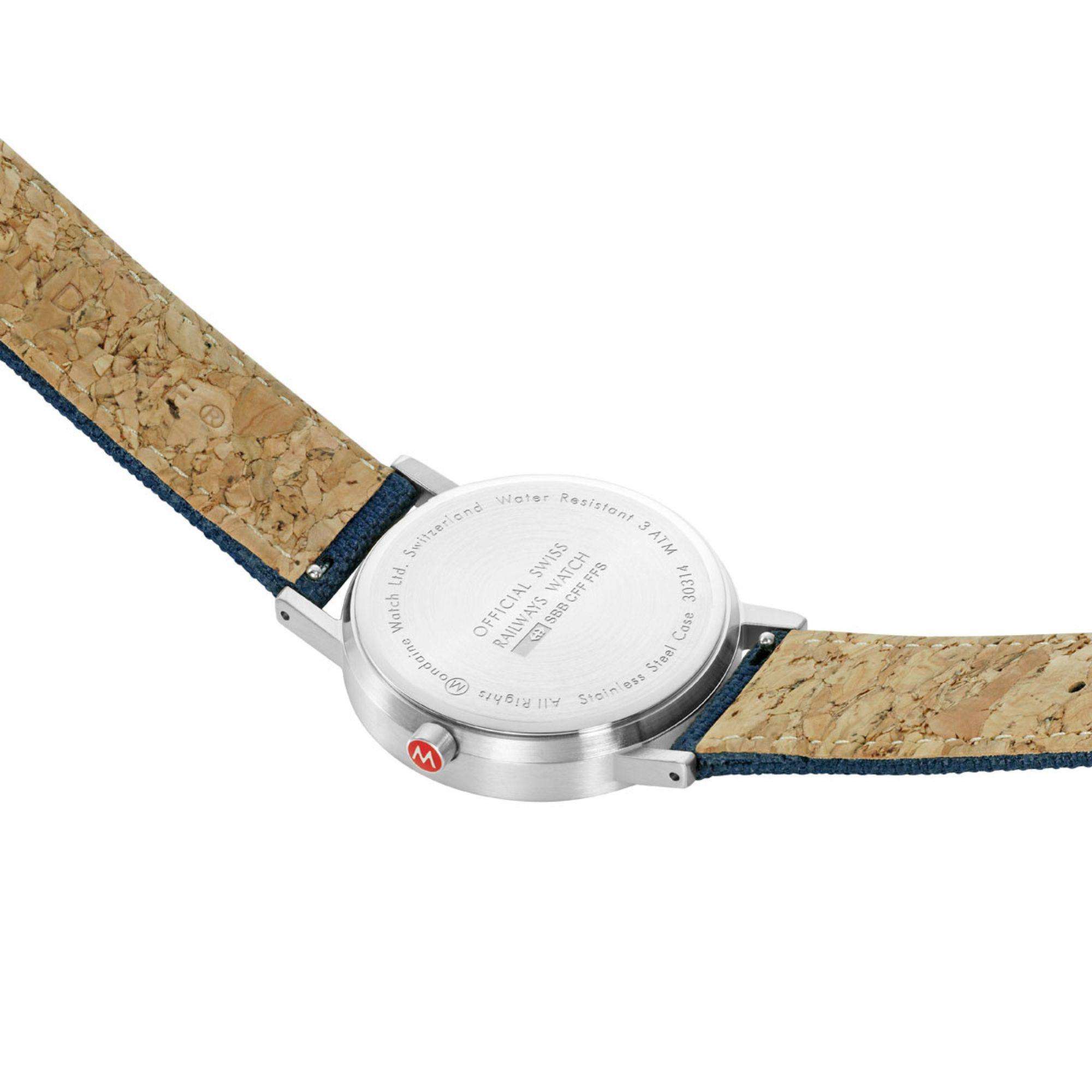 Mondaine Classic Tiefblaues Textilband Blaues Zifferblatt Uhr A660.30314.40SBD