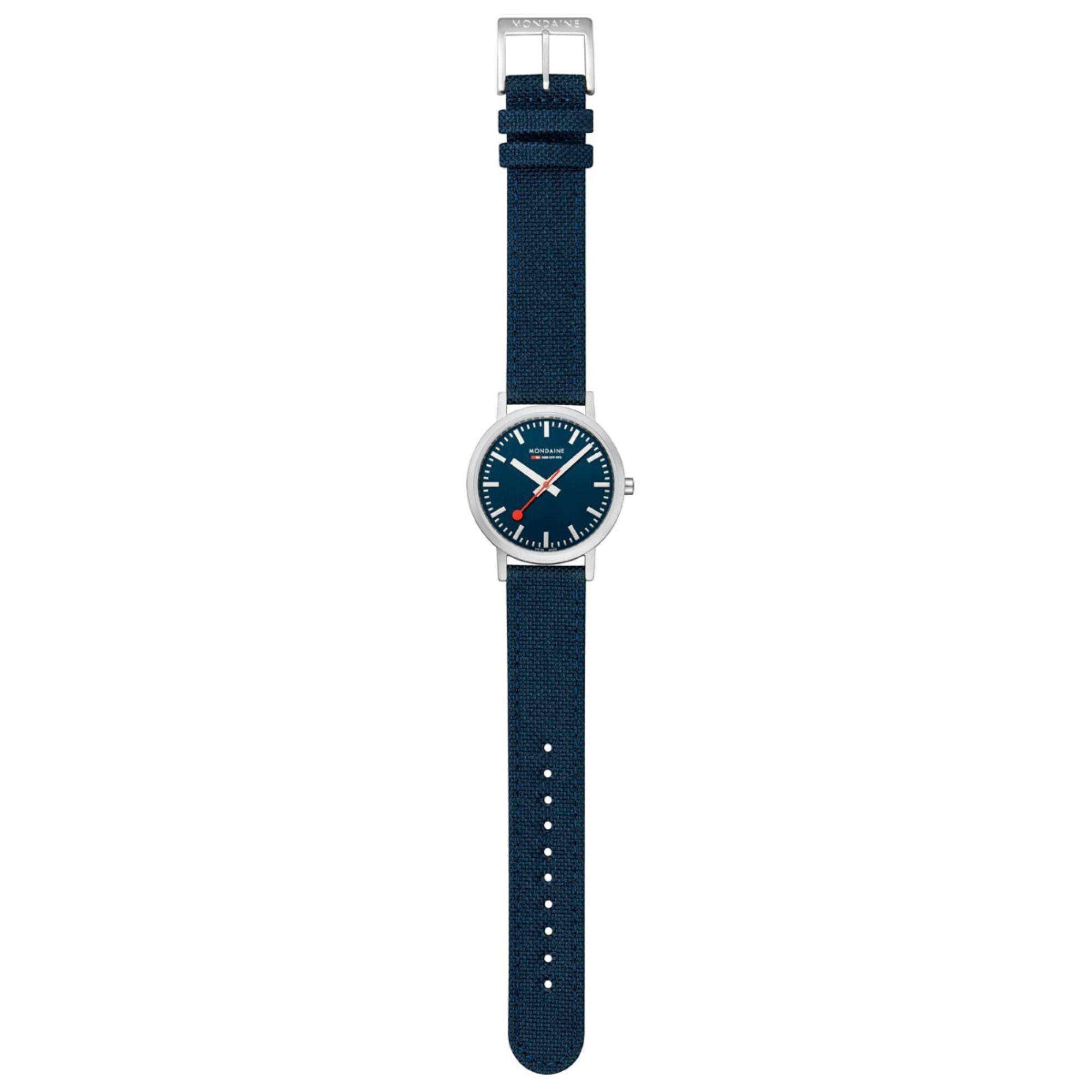 Mondaine Classic Tiefblaues Textilband Blaues Zifferblatt Uhr A660.30314.40SBD