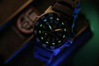 Luminox Master Carbon Seal Set 3800 Serie Schwarzes Zifferblatt Uhr XS.3801.C.SET