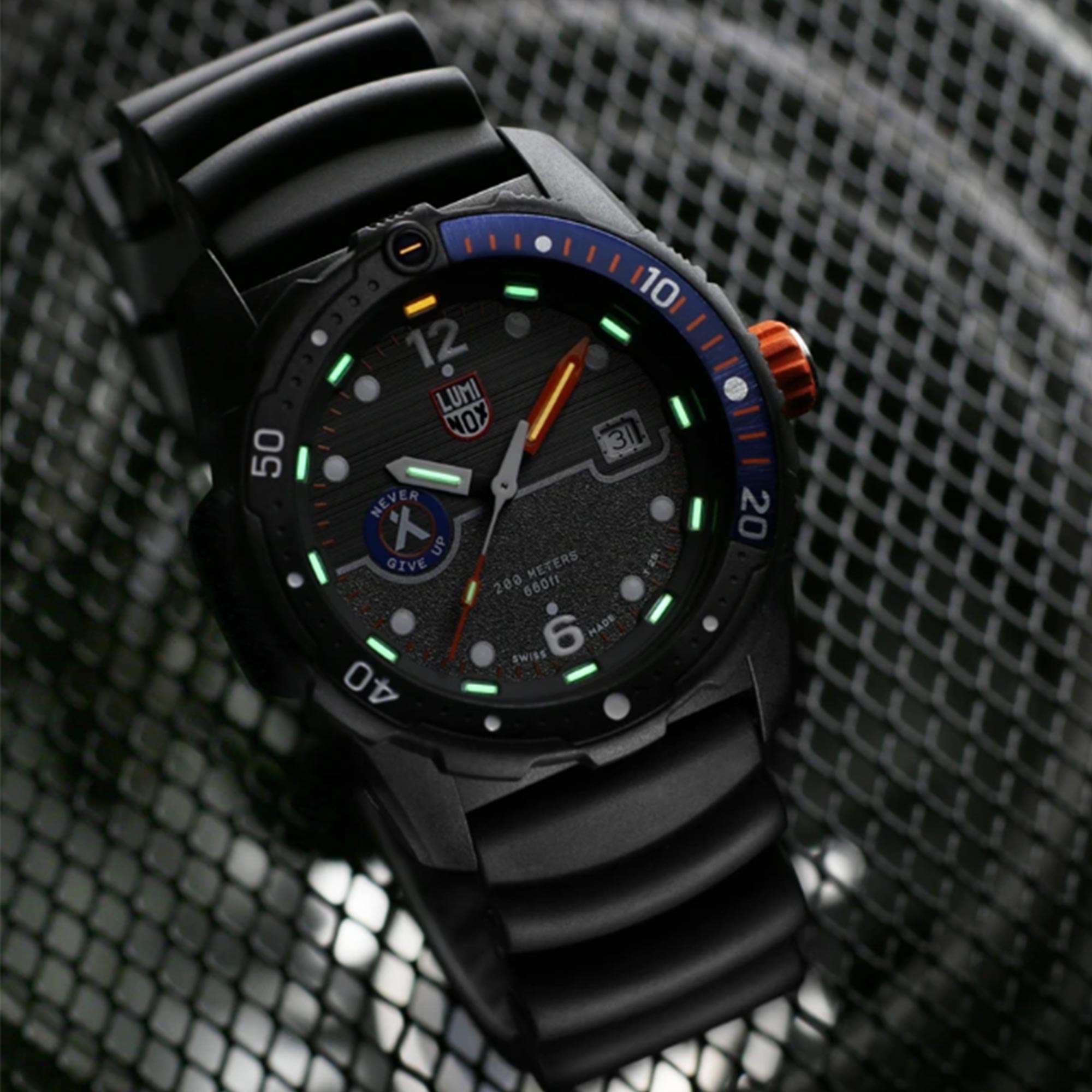 Luminox Bear Grylls Survival SEA 3720 Serie Schwarzes Zifferblatt Herren Uhr XB.3723