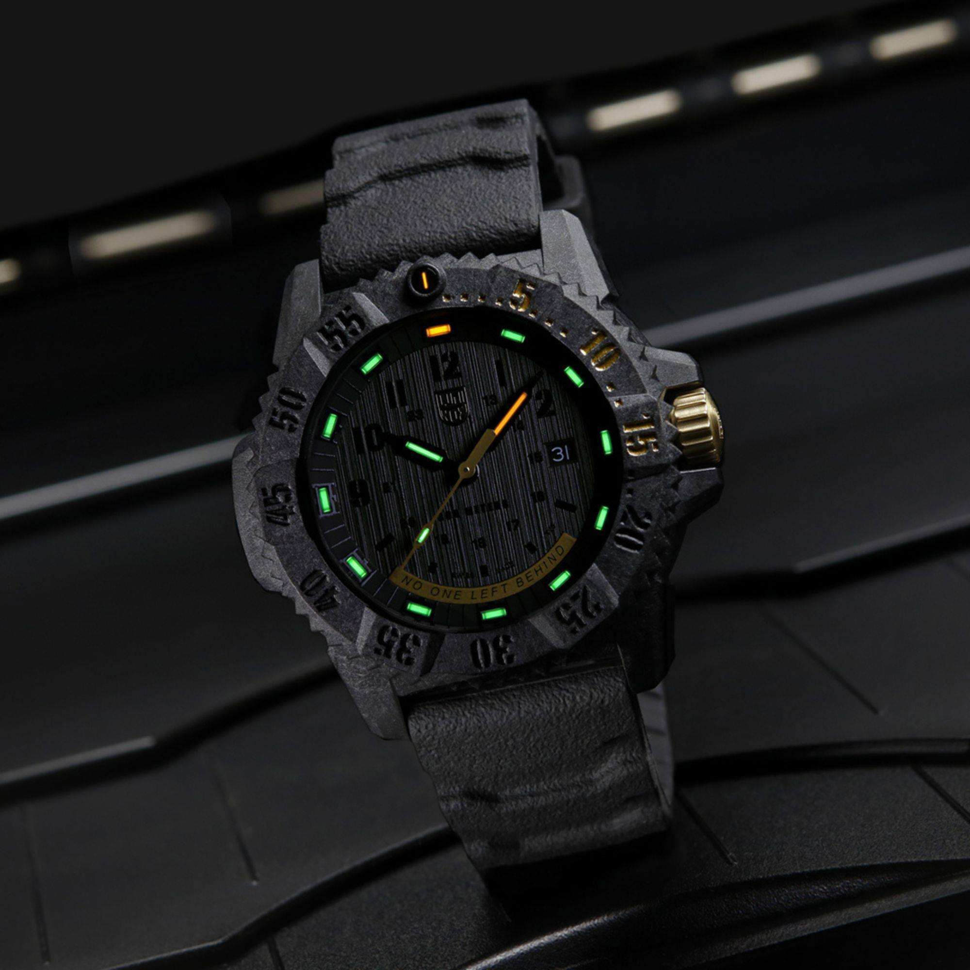 Luminox Master Carbon Seal 3800 Series Black Dial Grey Rubber Strap Men's Watch XS.3805.NOLB.SE