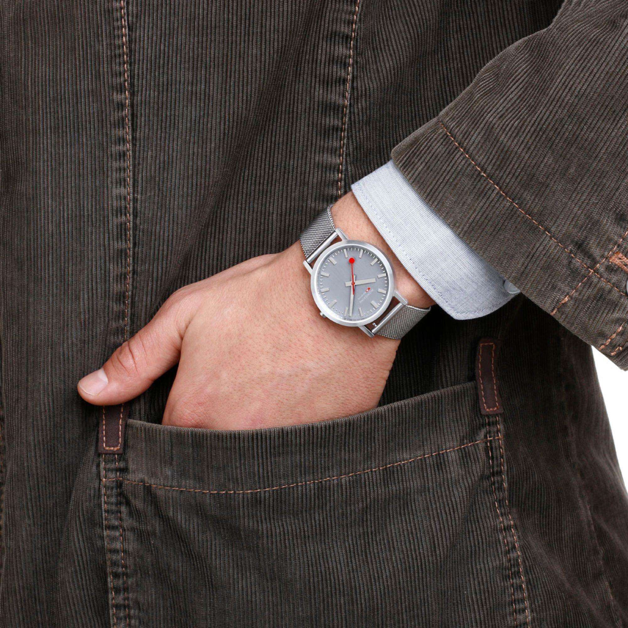 Mondaine Classic Good Gray Dial Steel Mesh Bracelet Watch A660.30314.80SBJ