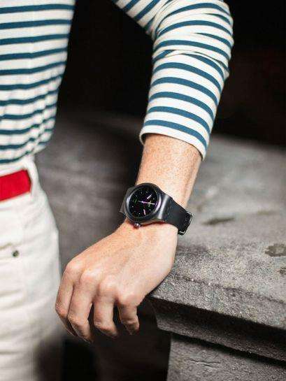 Swatch AM51 Automatik Schwarzes Zifferblatt Bio-basiertes Armband Uhr SO30B400