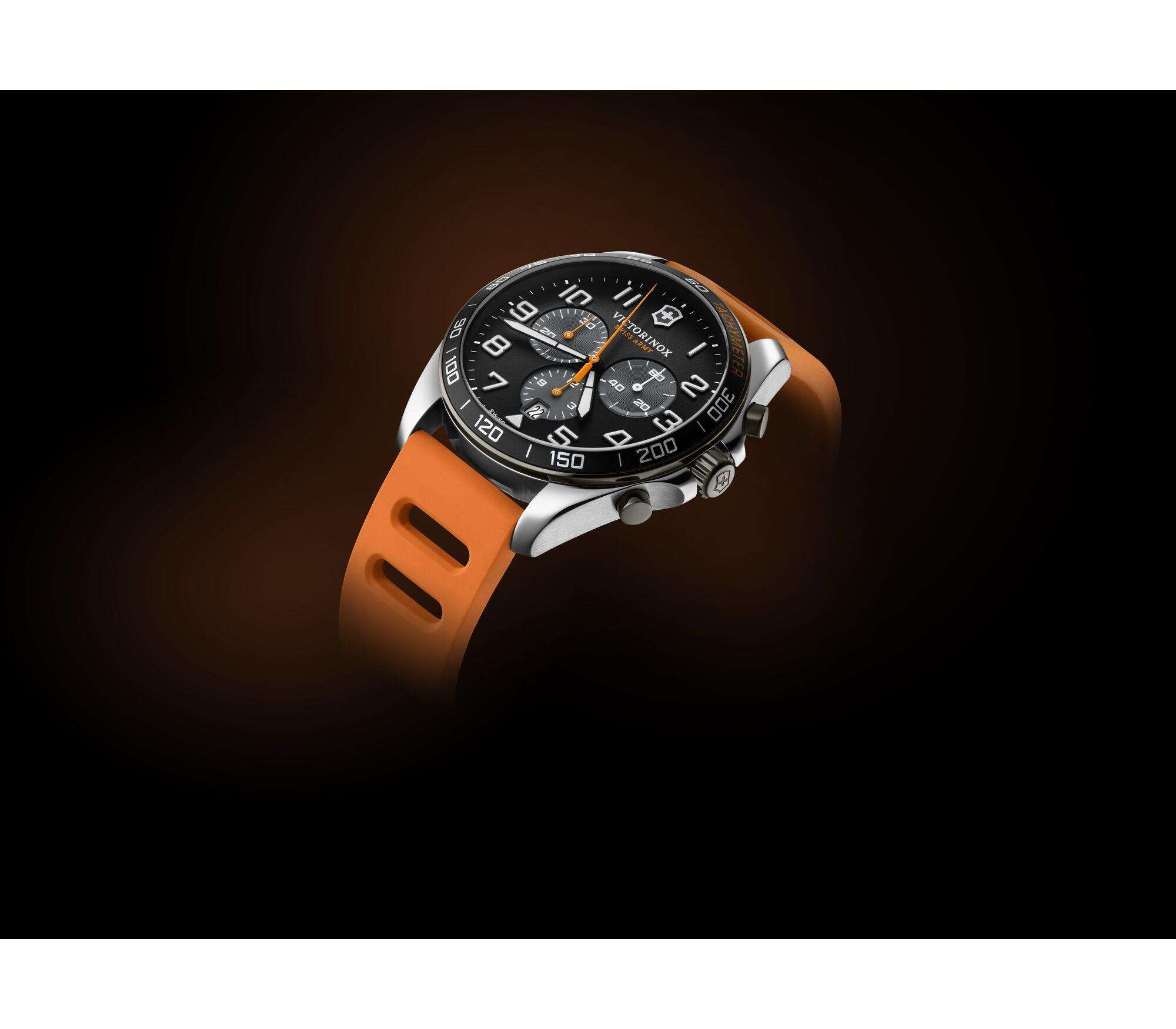 Victorinox FieldForce 42mm Chronograph Schwarzes Zifferblatt Gummi Herren Quarz Uhr 241893