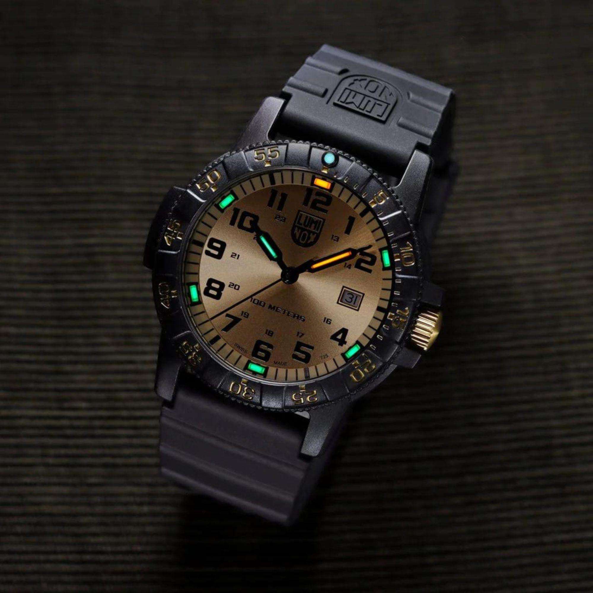 Luminox Leatherback Sea Turtle Giant Serie Golden Zifferblatt Schwarzes PU-Armband Herren Uhr XS.0325.GP