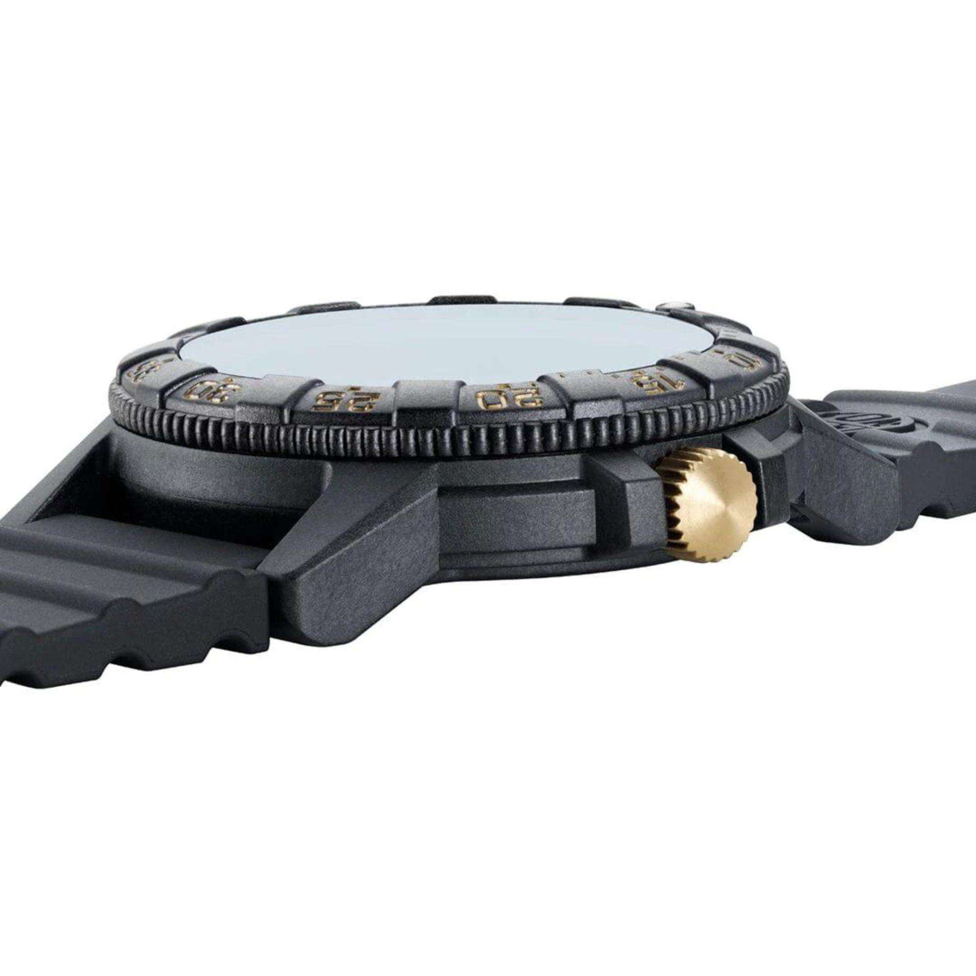 Luminox Leatherback Sea Turtle Giant Serie Golden Zifferblatt Schwarzes PU-Armband Herren Uhr XS.0325.GP