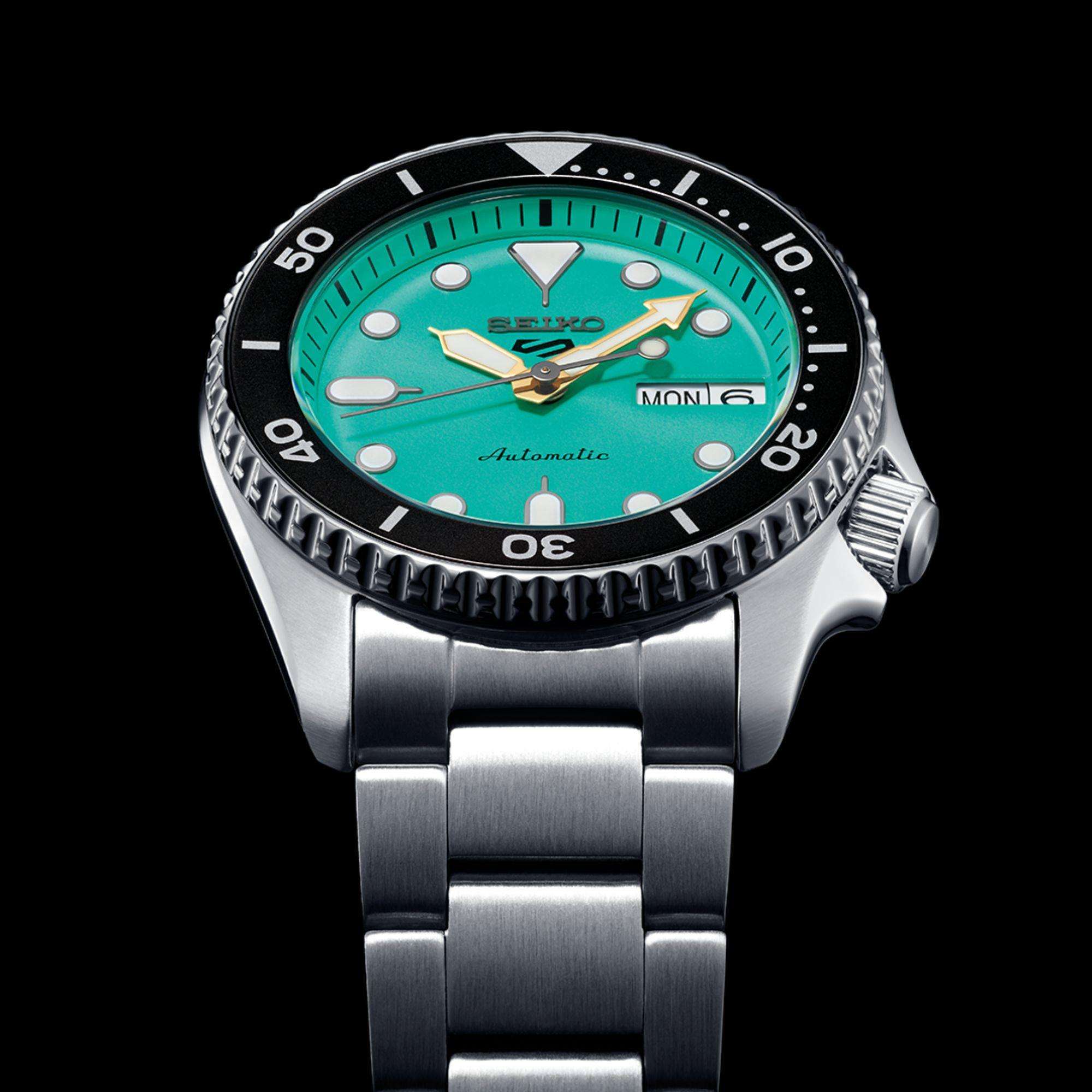 Seiko 5 Sports SKX "Midi" Reissue Teal Dial Steel Bracelet Mens Watch SRPK33K1