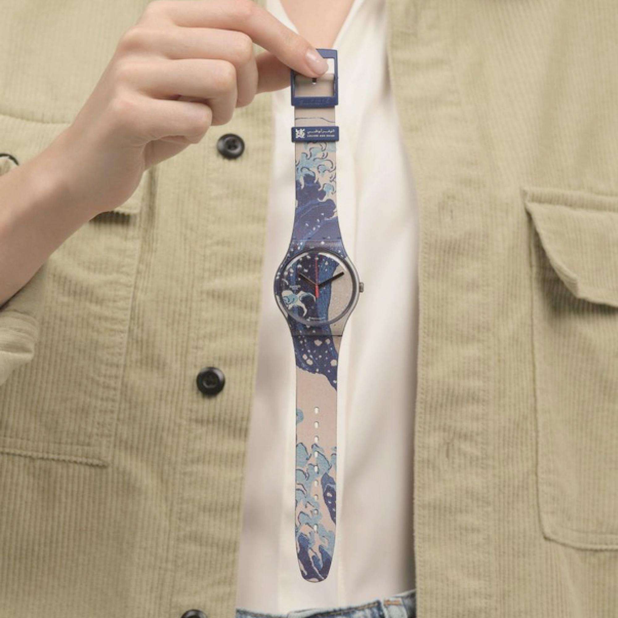 Swatch Art Journey Die Große Welle von Kanagawa Quarz Uhr SUOZ351