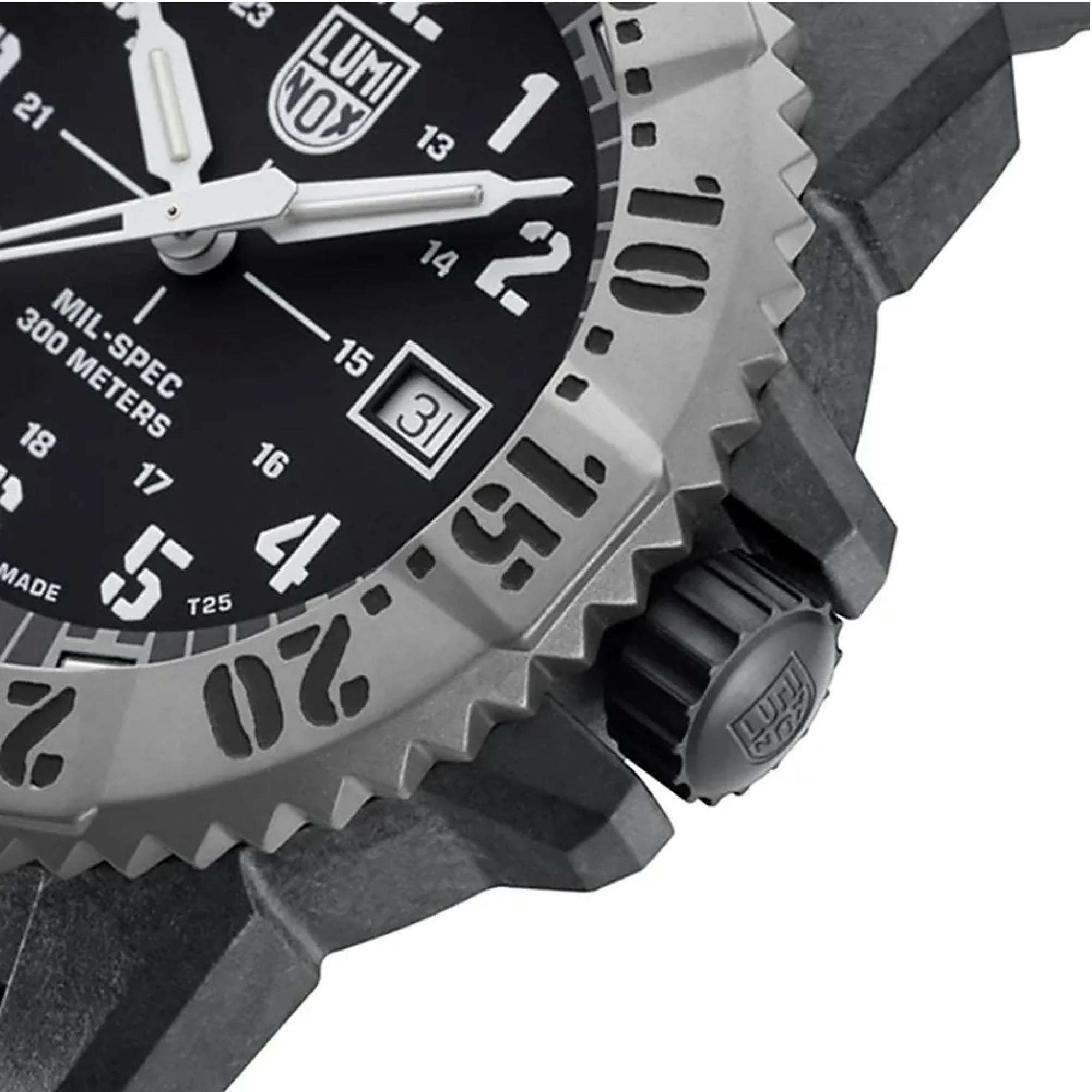 Luminox MIL-SPEC 3350 SERIE Schwarzes Zifferblatt Uhr XL.3351.SET