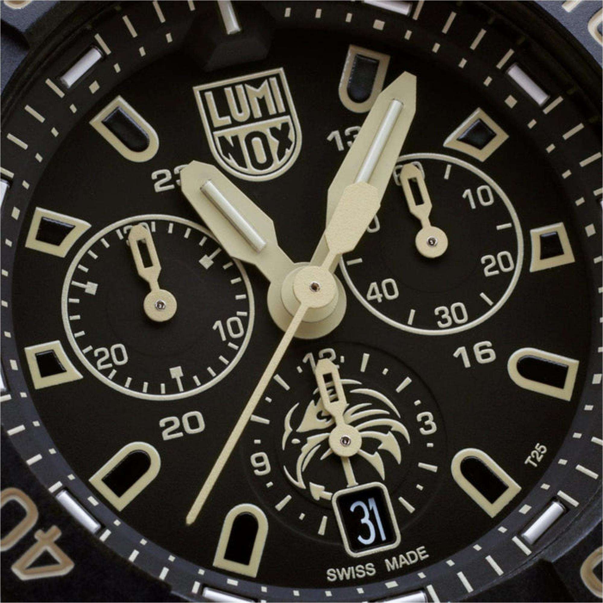 LUMINOX NAVY SEAL CHRONOGRAPH 3580 SERIE SCHWARZES ZIFFERBLATT HERREN UHR XS.3590.NSF.SET