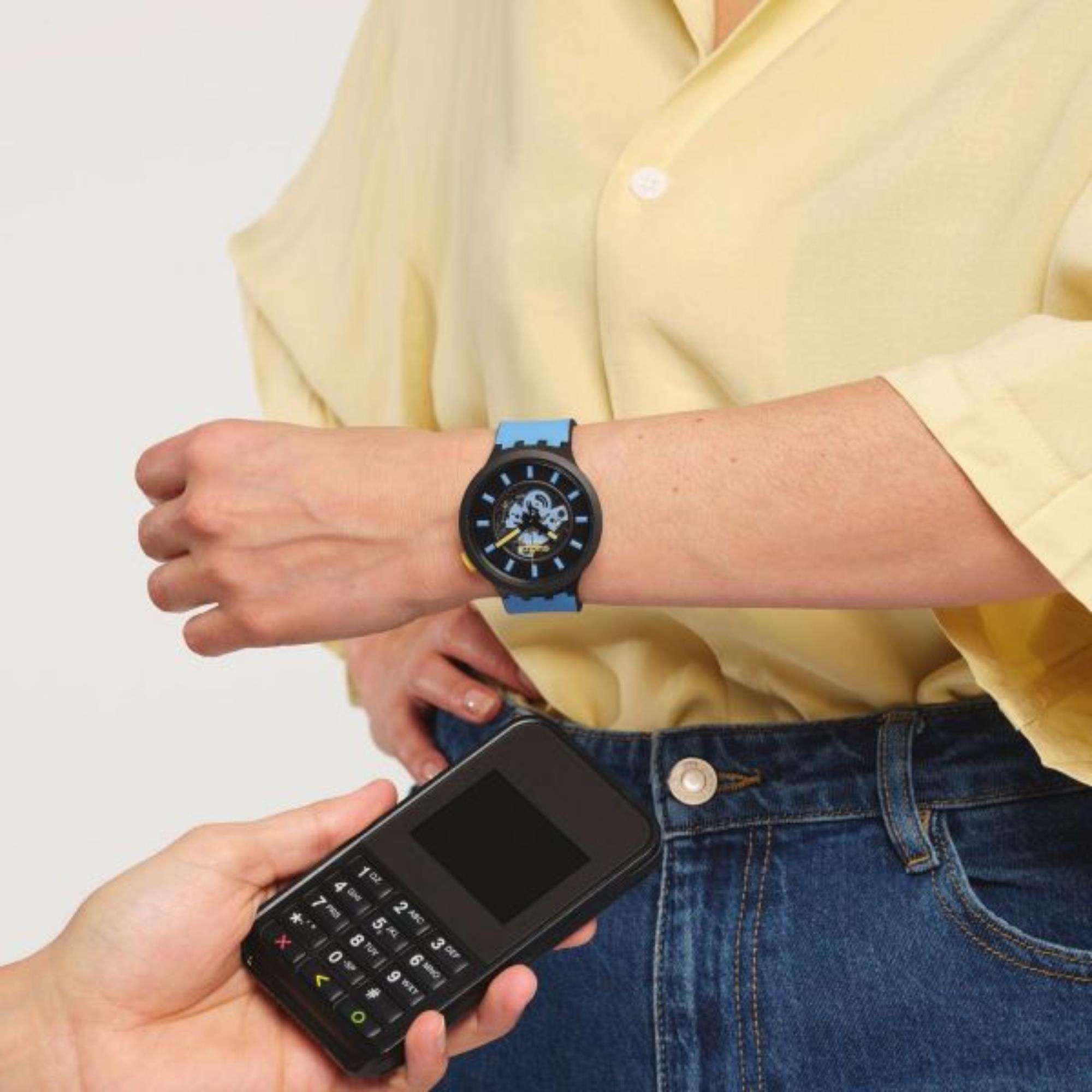 Swatch PAY! BY DAY Big Bold Bioceramic Uhr SB03B112-5300