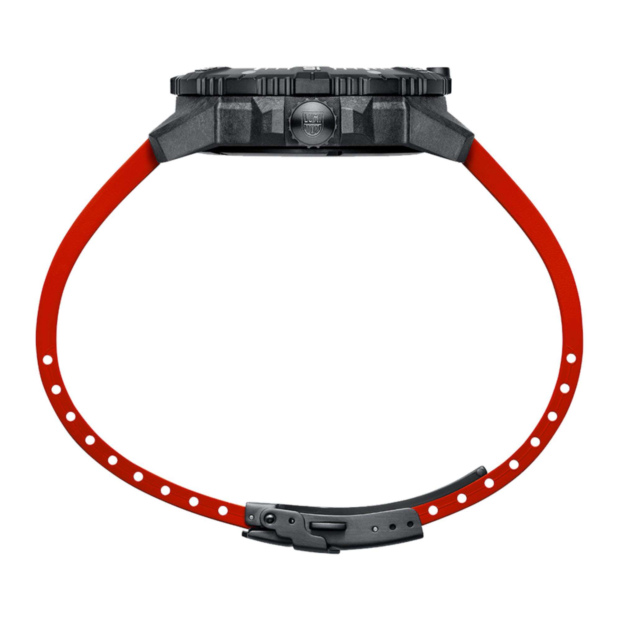 LUMINOX MASTER CARBON SEAL Schwarzes Zifferblatt AUTOMATIK 3860 SERIE XS.3876.RB