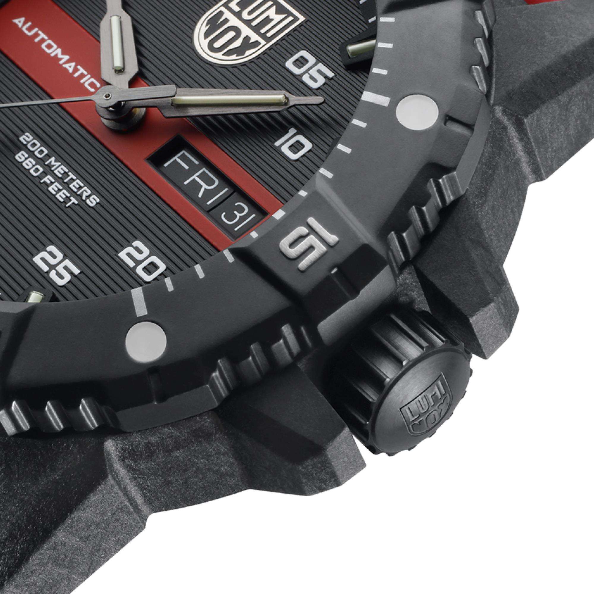 LUMINOX MASTER CARBON SEAL Schwarzes Zifferblatt AUTOMATIK 3860 SERIE XS.3876.RB