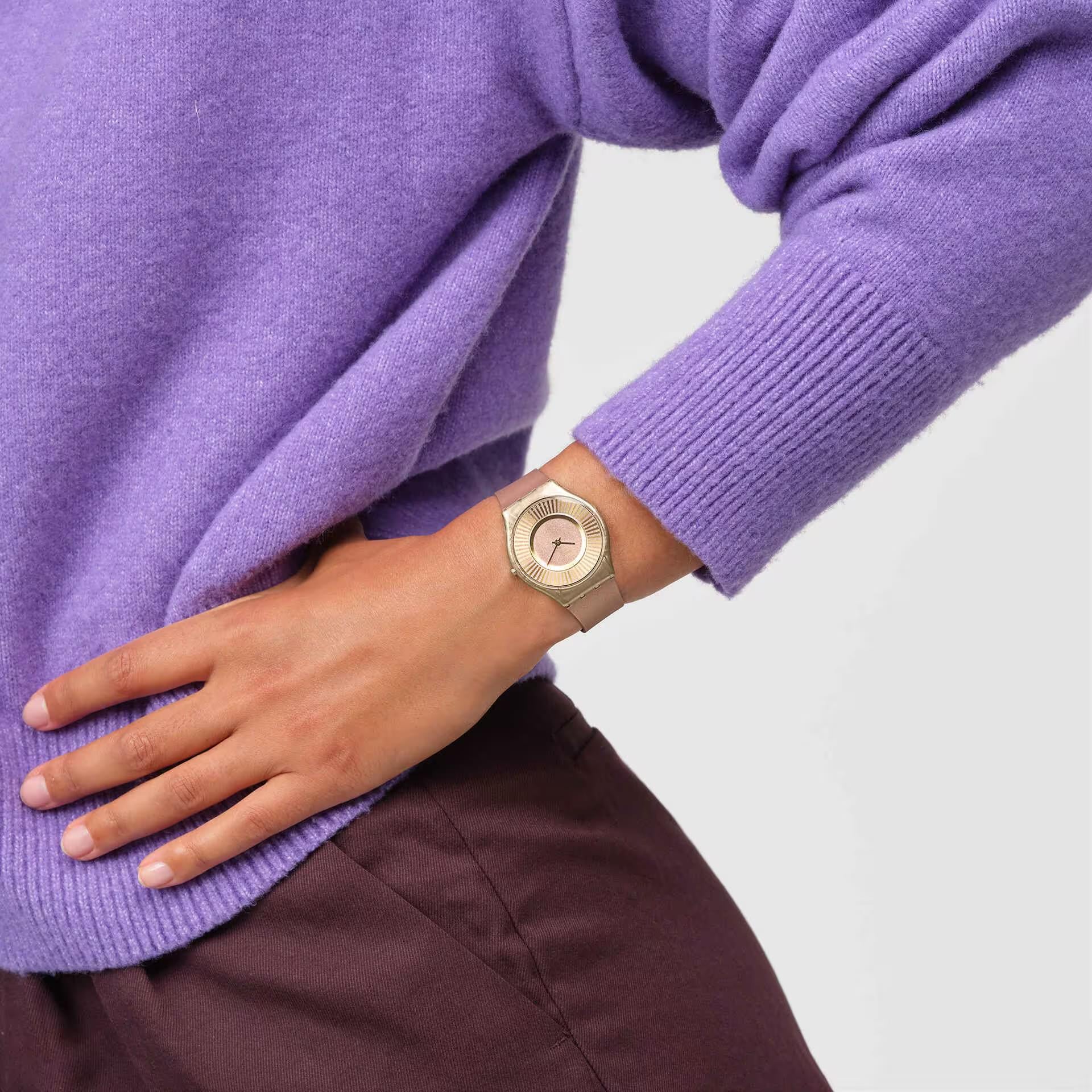 Swatch Tawny Radiance Quartz Silicone Strap Watch SS08C102