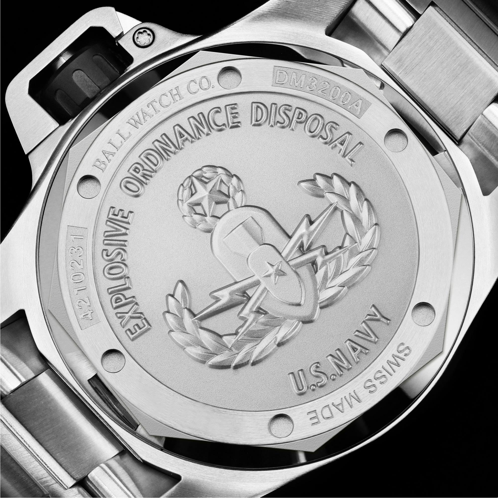 Ball Engineer Hydrocarbon EOD Limited Edition Automatik Schwarzes Zifferblatt Titan/Edelstahlarmband Herren Uhr DM3200A-S1C-BK