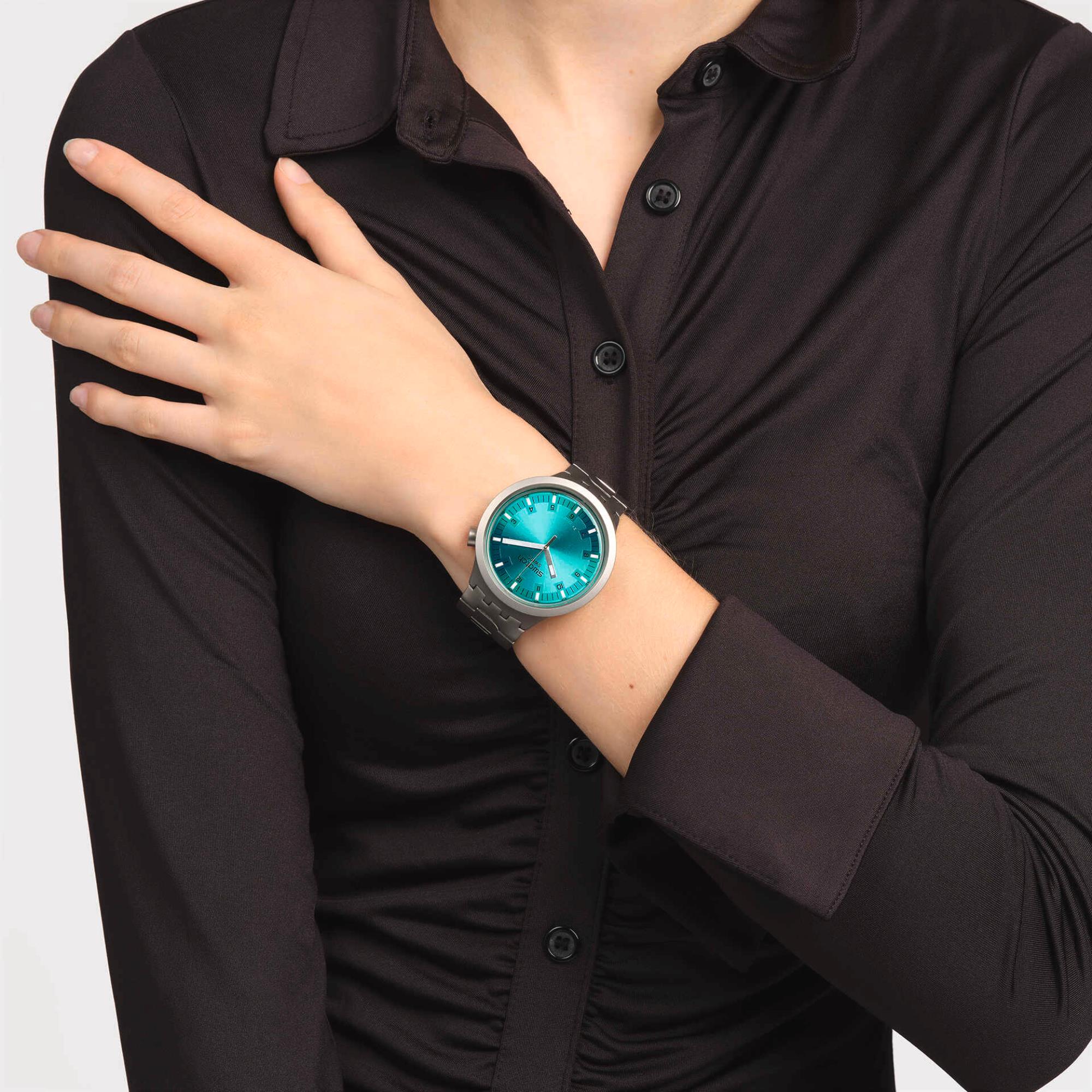 Swatch Big Bold Aqua Shimmer Face Quartz Blue Dial Steel Strap Unisex Watch SB07S100G