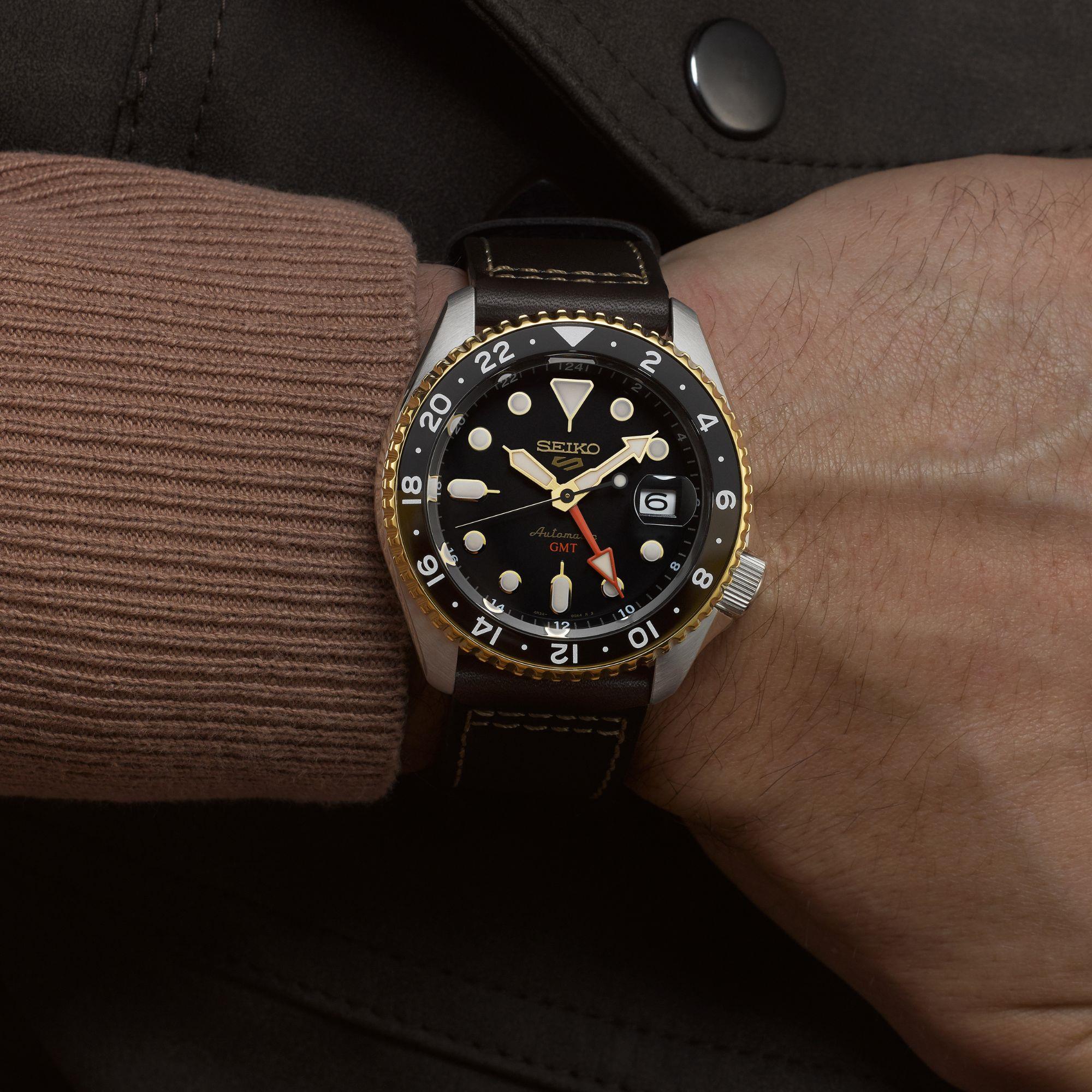Seiko 5 Sports SKX GMT Mocha Automatik Schwarzes Zifferblatt Braunes Lederarmband Herren Uhr SSK036K1