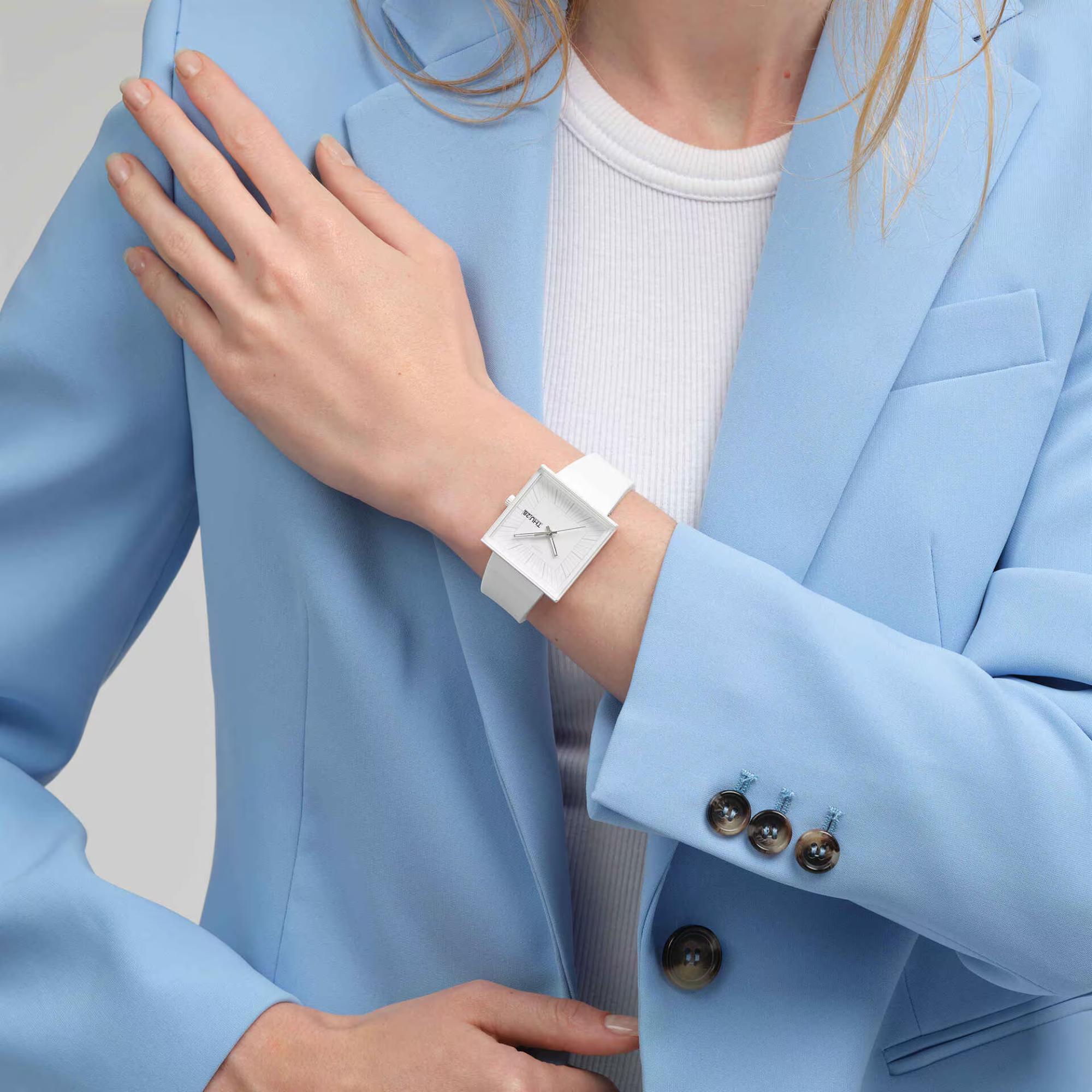 Swatch WHAT IF...ALLWHITE? Quarz Weißes Zifferblatt Silikonarmband Uhr SO34W700