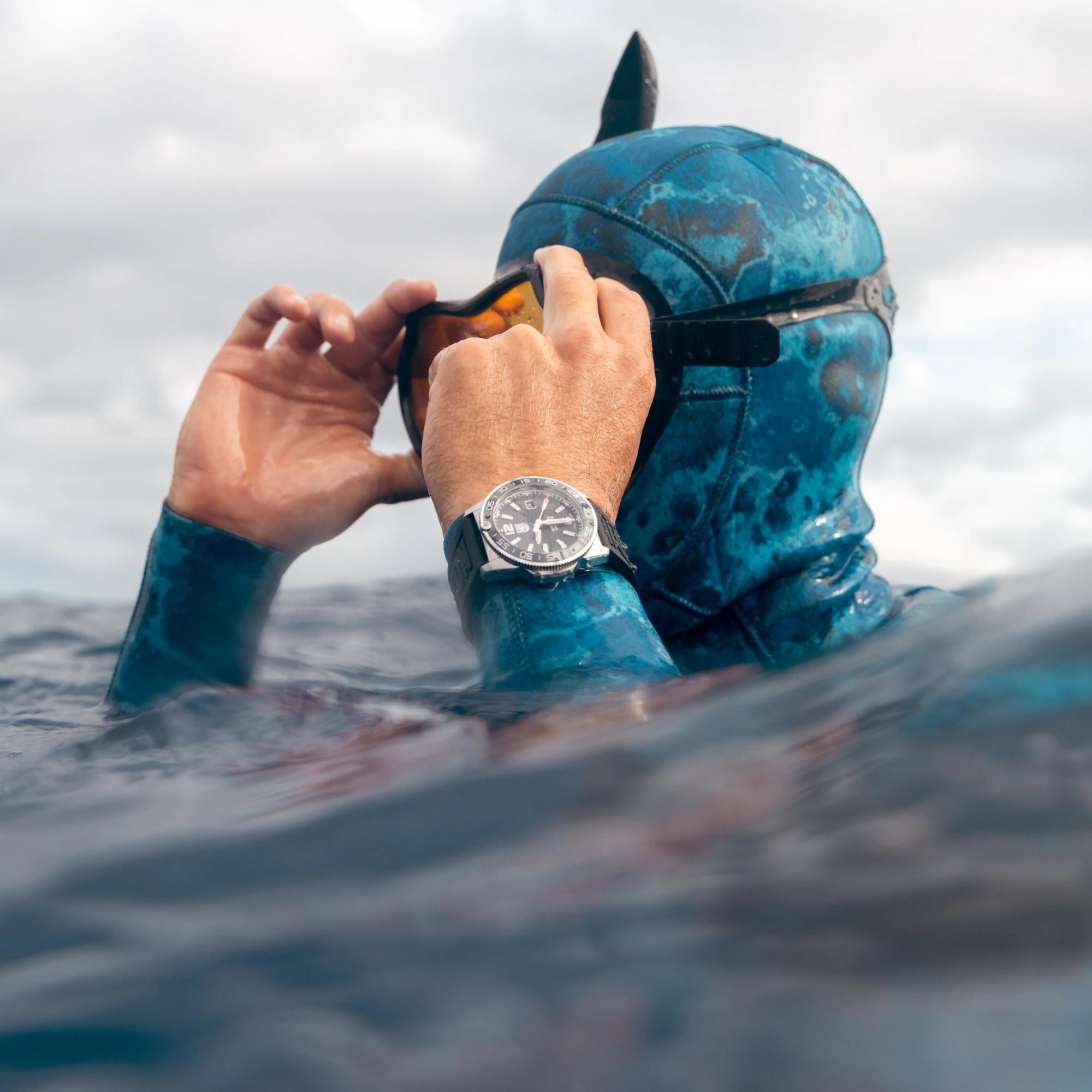 Luminox Pacific Diver Automatik-Uhr mit schwarzem Zifferblatt aus Edelstahl für Herren XS.3101
