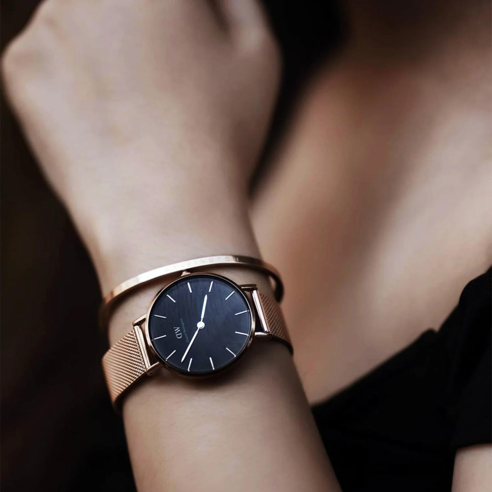 Daniel Wellington Petite 28mm Black Dial Steel Ladies Quartz Watch DW00100217