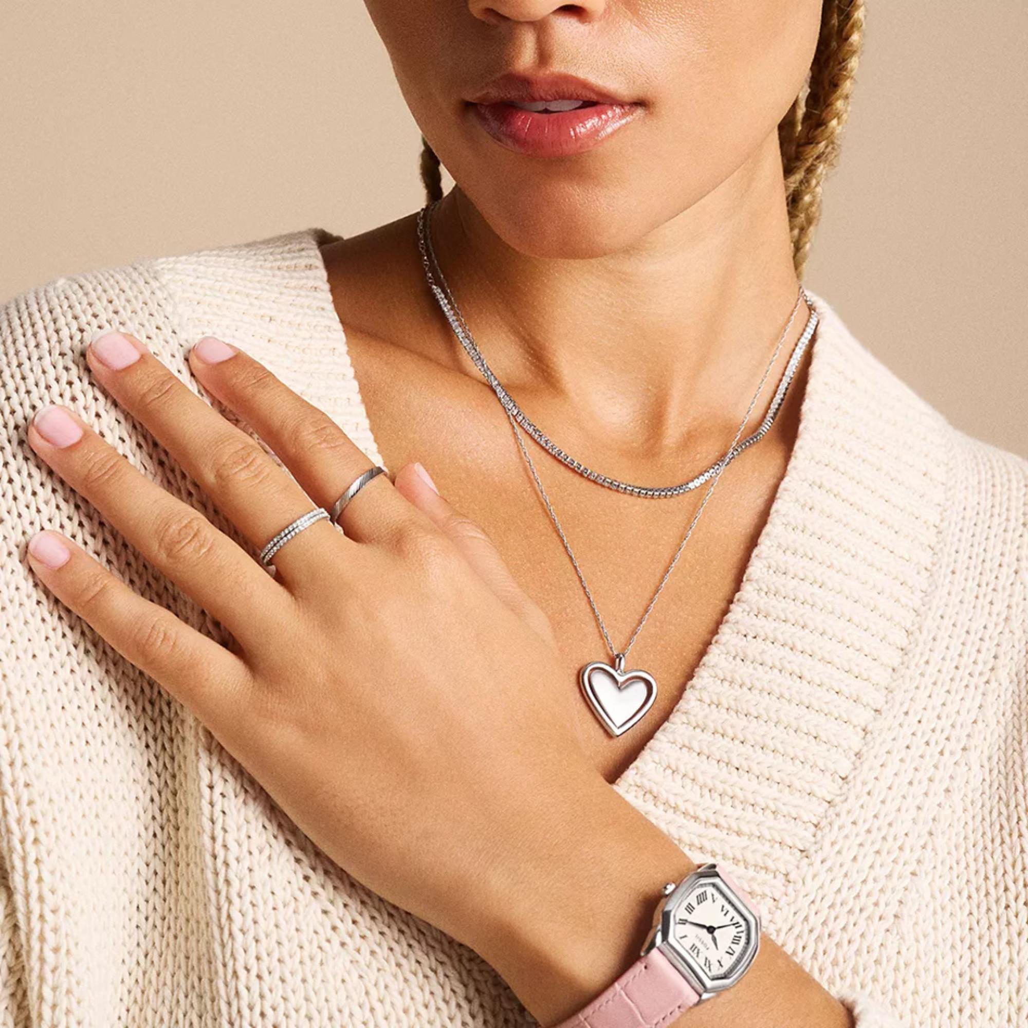Fossil Legacy Heart Pendant Ladies Necklace JF04836040