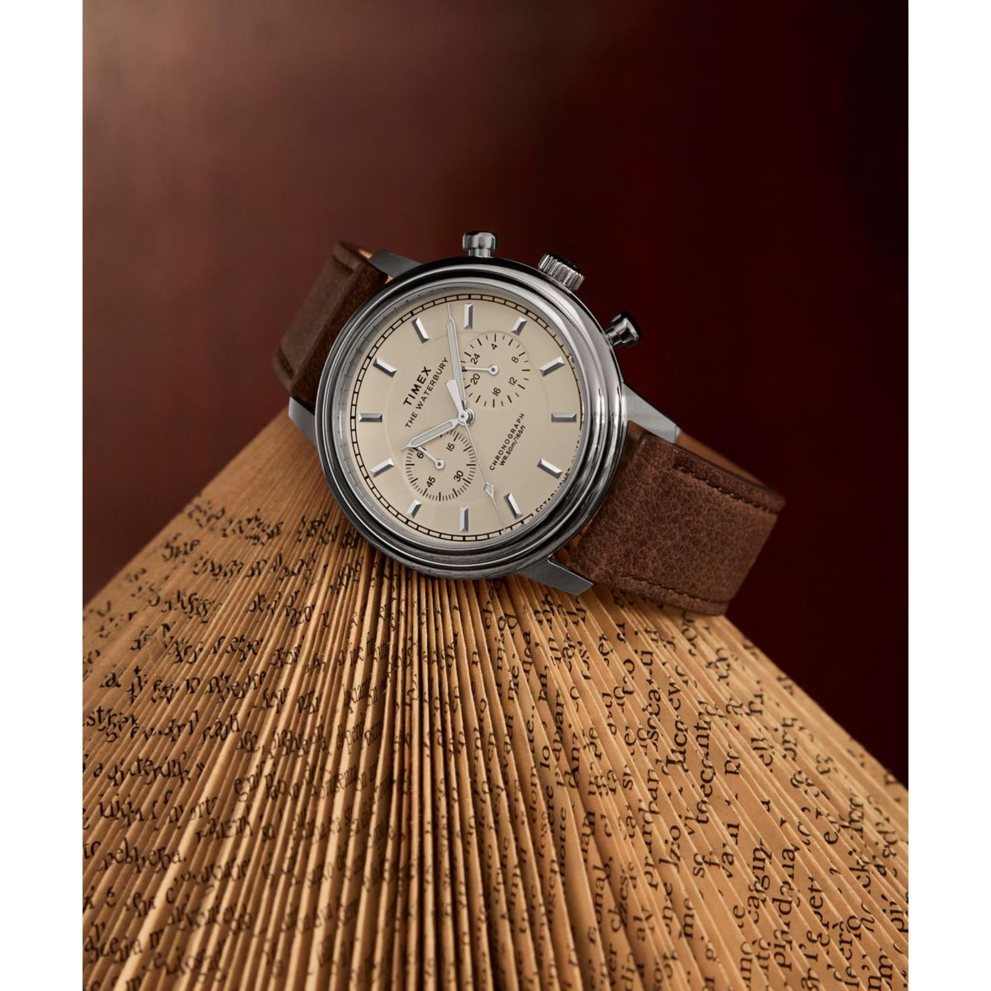 Timex Waterbury 41mm Chronograph Cream Dial Leather Mens Quartz Watch TW2Y23500