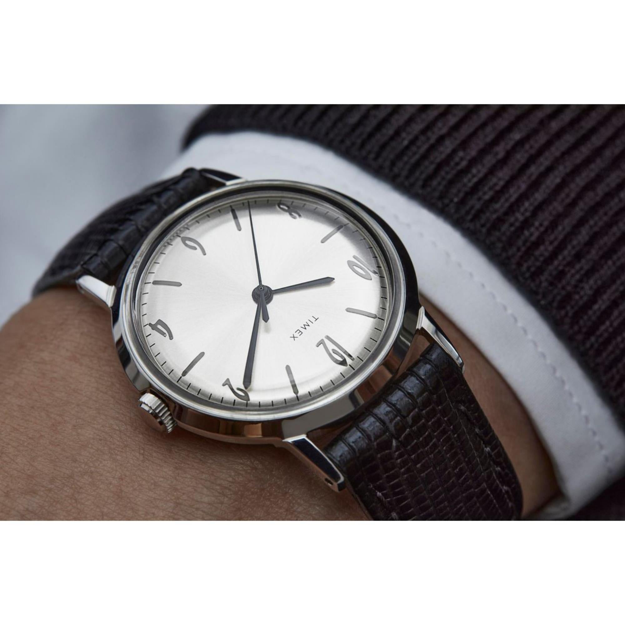 Timex Marlin Handaufzug Silber Zifferblatt Lederarmband Herren Uhr TW2R47900