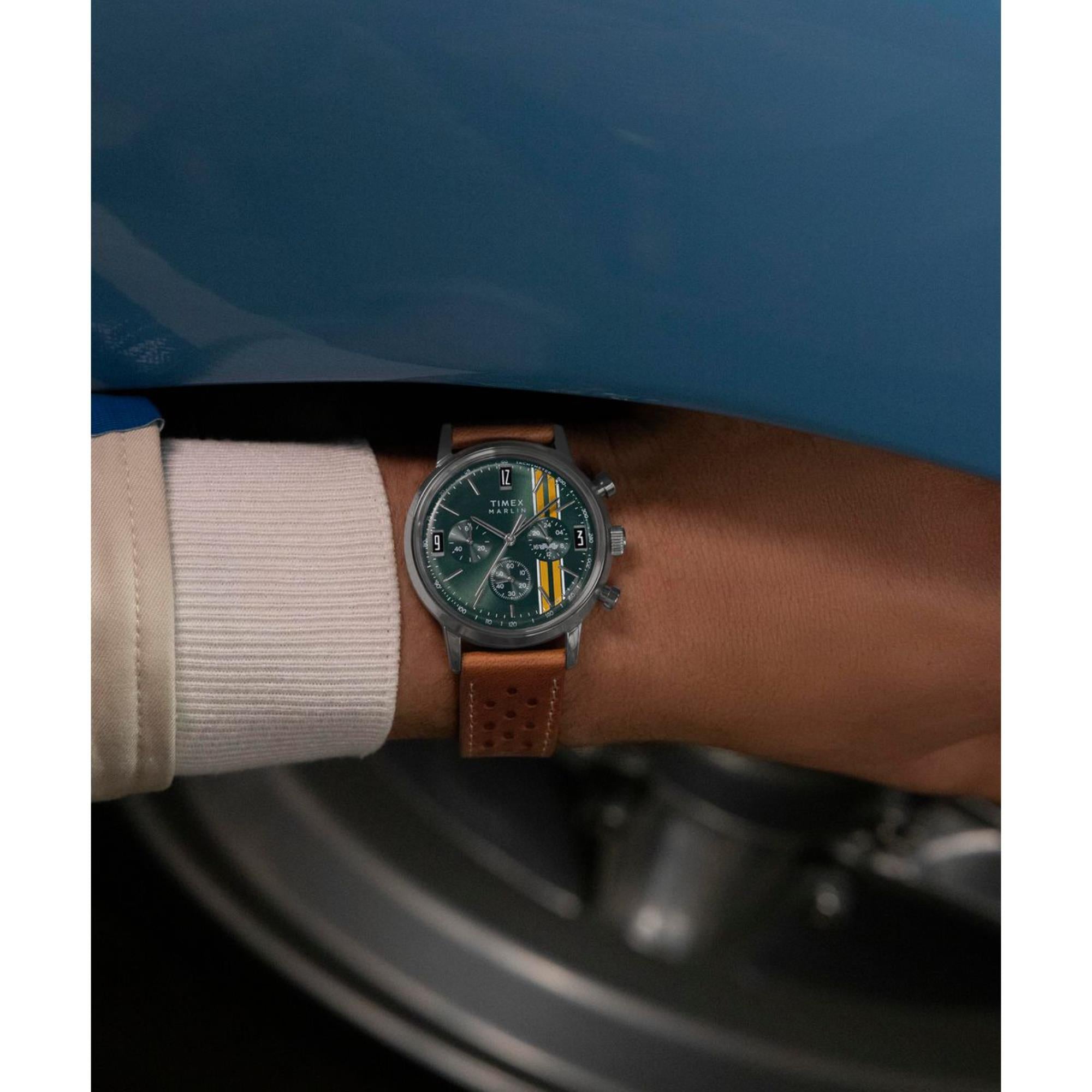 Timex Marlin Chronograph Tachymeter Grün Zifferblatt Lederarmband Herren Uhr TW2W99100