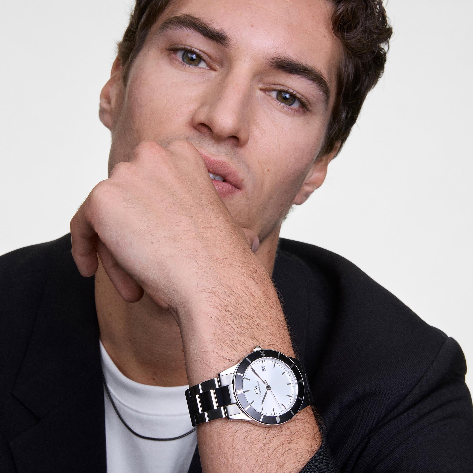 Daniel Wellington Iconic 40mm White Dial Steel Mens Quartz Watch DW00100819
