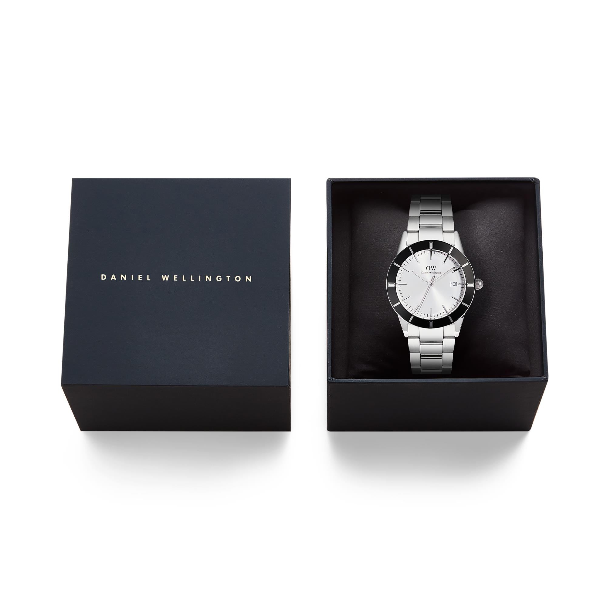 Daniel Wellington Iconic 40mm White Dial Steel Mens Quartz Watch DW00100819
