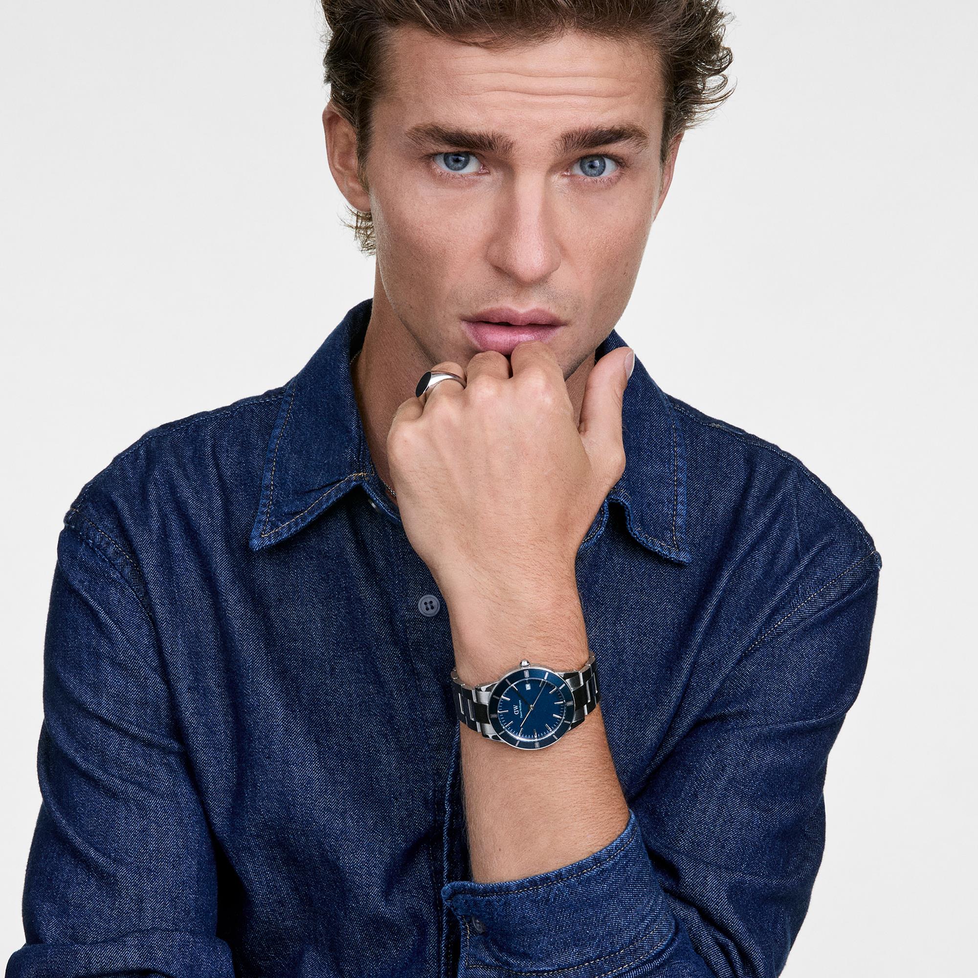 Daniel Wellington Blue Sunray Dial Men's Watch DW00100820
