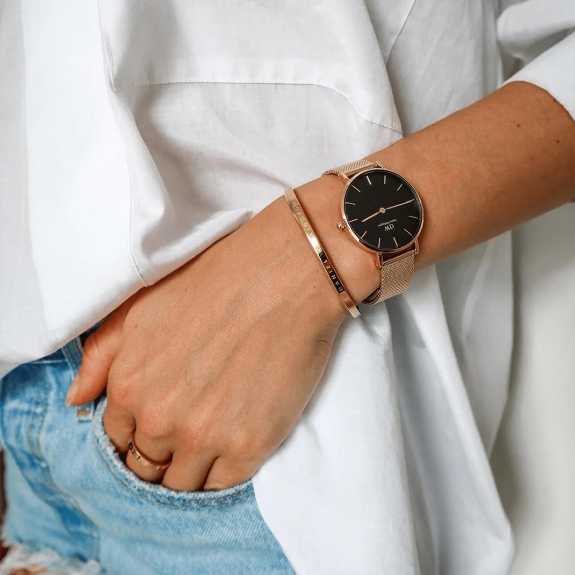 Daniel Wellington Petite 28mm Schwarzes Zifferblatt Stahl Damen Quarz Uhr DW00100349