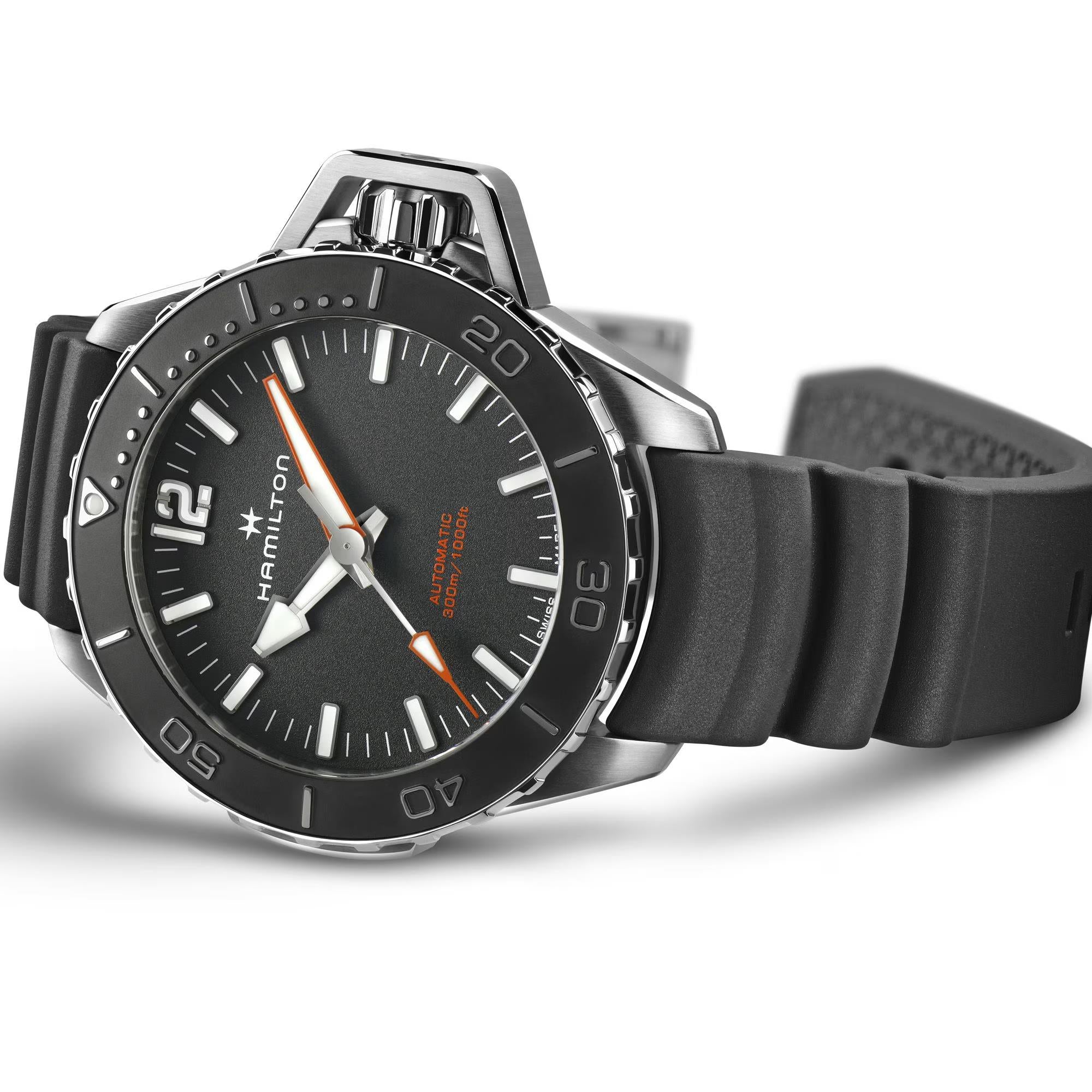 Hamilton Khaki Navy 46mm Black Dial Rubber Mens Automatic Watch H77825330