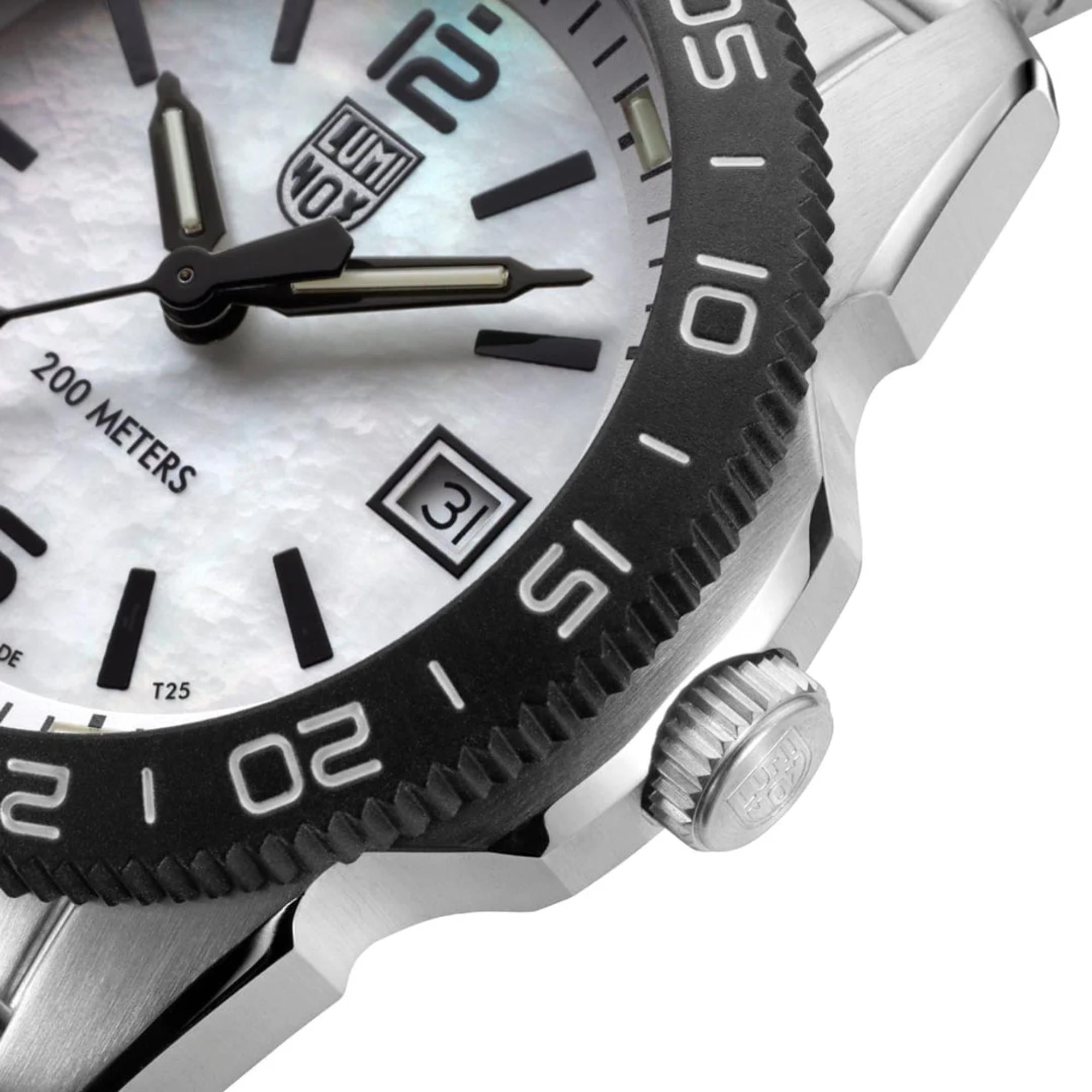Luminox Pacific Diver Ripple Collection Quarz Perlmutt Zifferblatt Stahlarmband Uhr XS.3126M