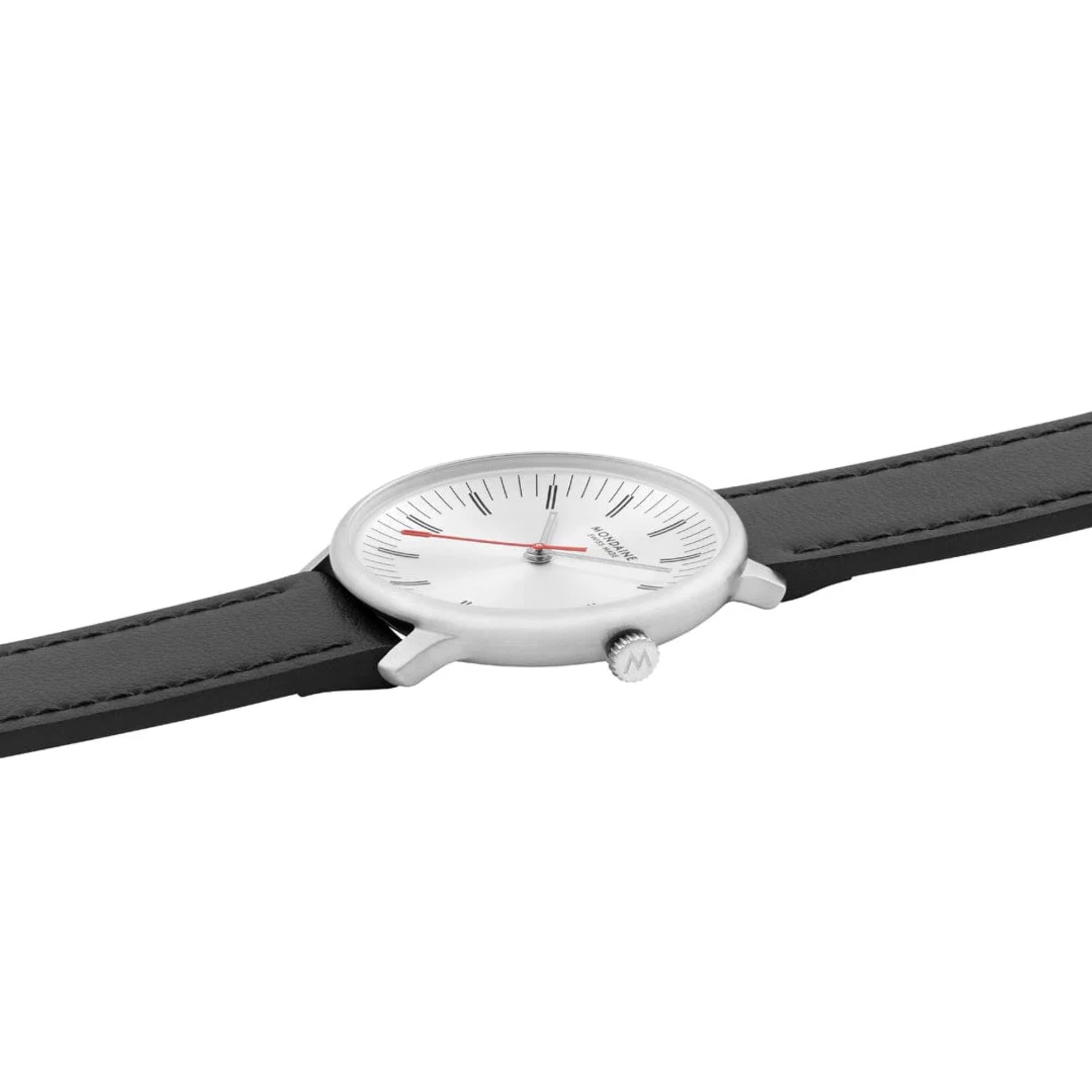Mondaine Doppio Quarz Off-White Zifferblatt Lederarmband Damen Uhr MLE.33110.LBV