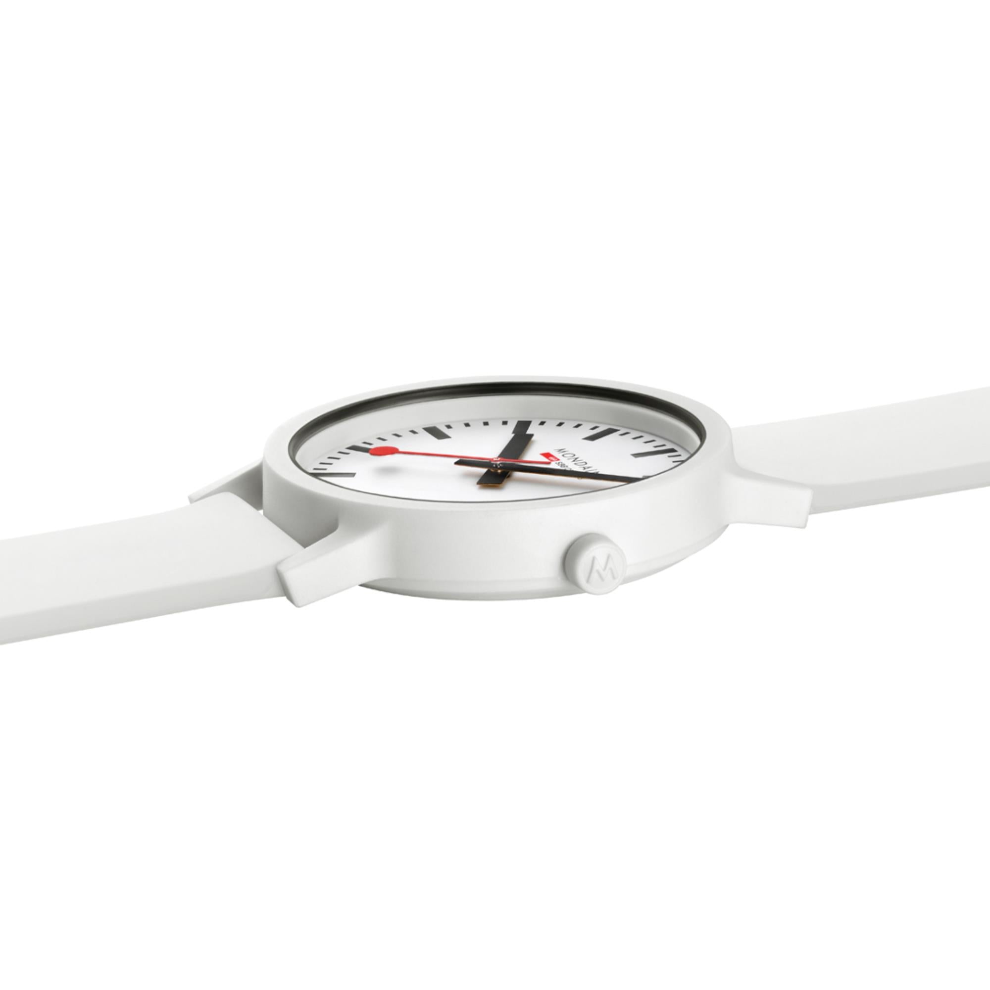 Mondaine Essence 41mm Weißes Zifferblatt Silikon Herren Quarz Uhr MS1.41110.RA