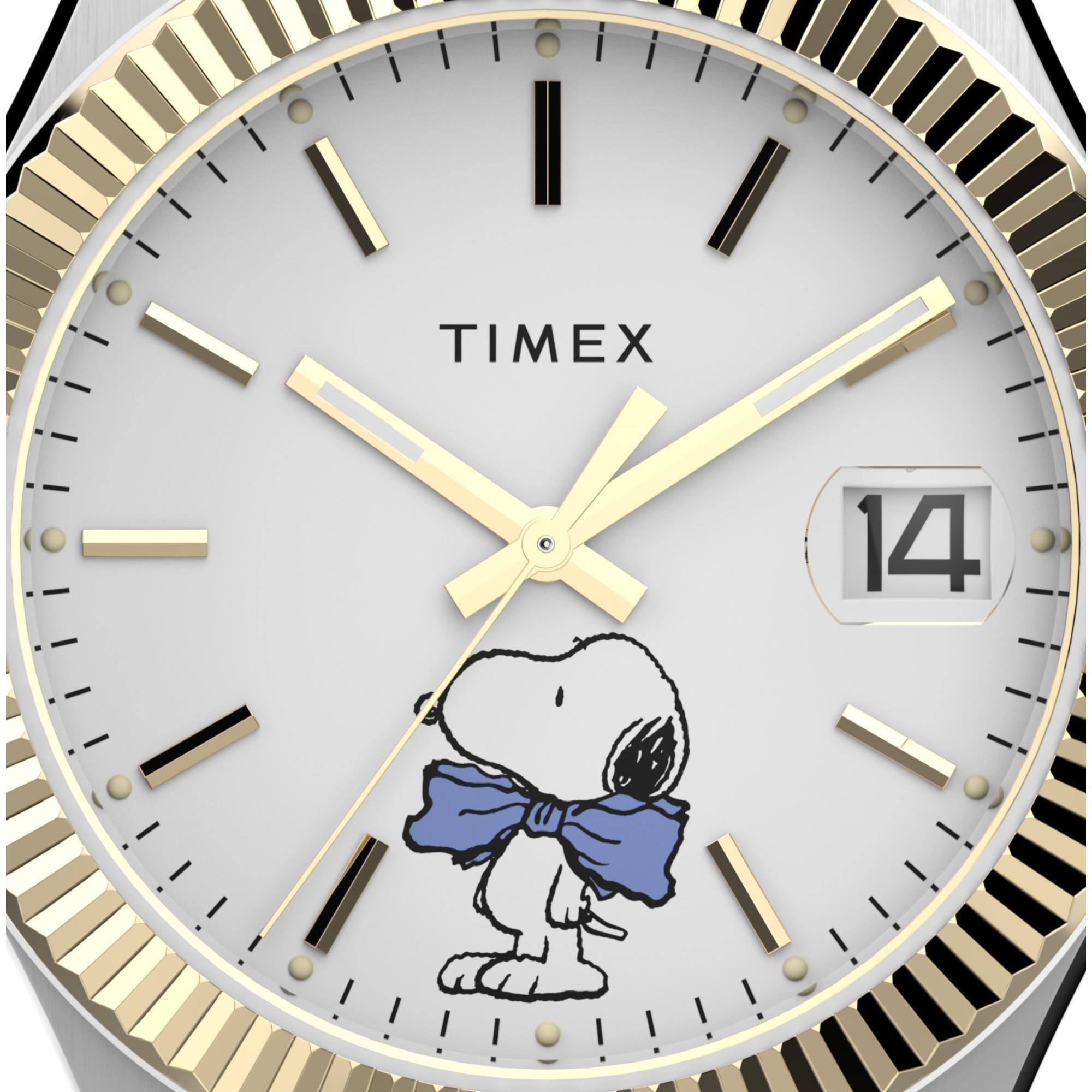 Timex TW2Y11100 white dial with Snoopy wearing a blue bow tie illustration and date display close-up